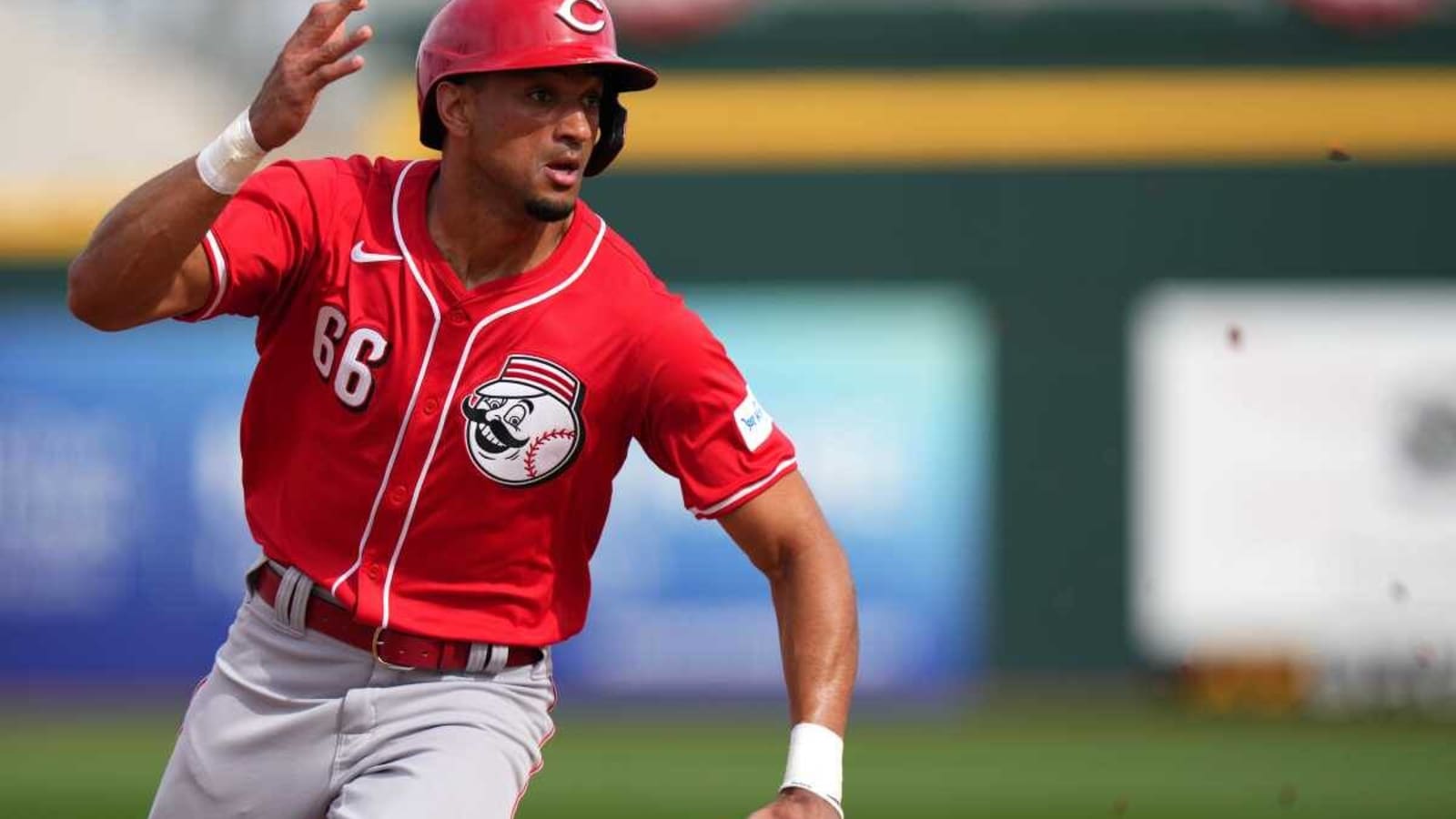 Cincinnati Reds Option Former Texas Rangers Prospect to Triple-A