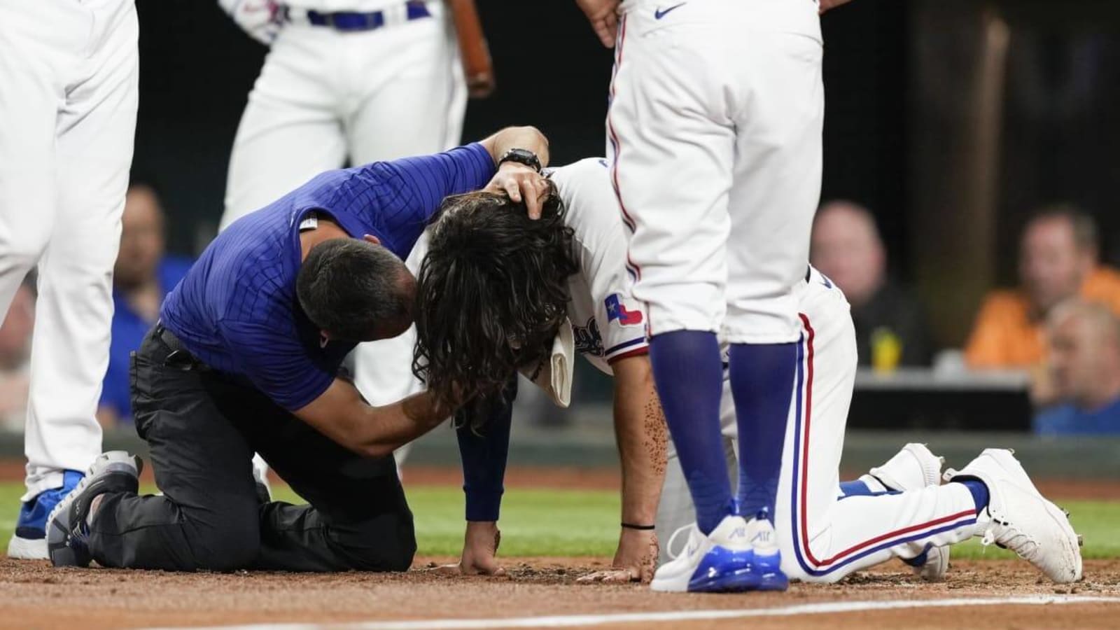 Here&#39;s What Rangers Manager Bruce Bochy Had to Say About the Josh Smith Injury