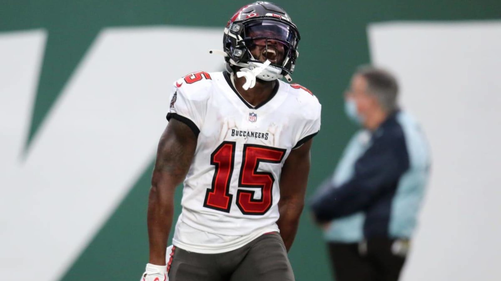 Tampa Bay Buccaneers cut veteran wide receiver