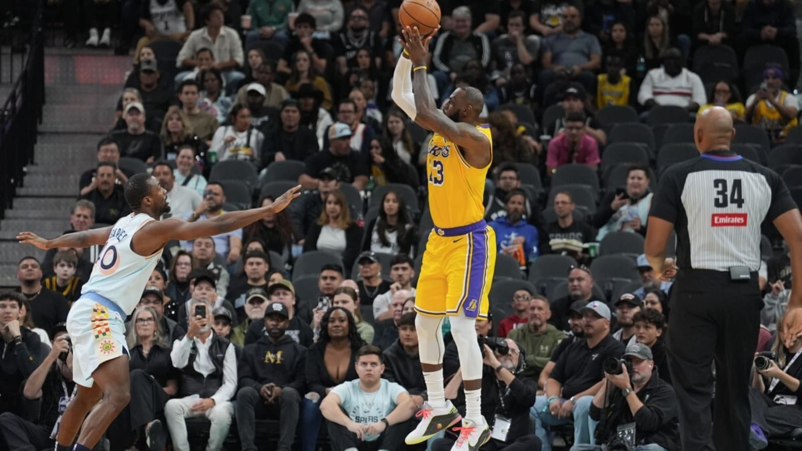 Debunking Theory That LeBron James Is Just 6 3-Pointers Away From Setting Negative NBA Record