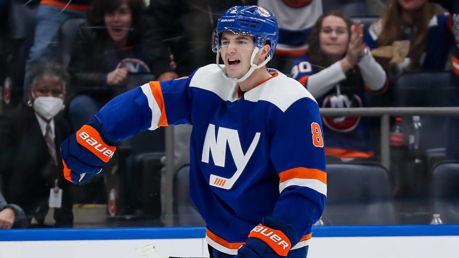 New York Islanders defenseman Noah Dobson day-to-day with upper-body injury, will not play Saturday