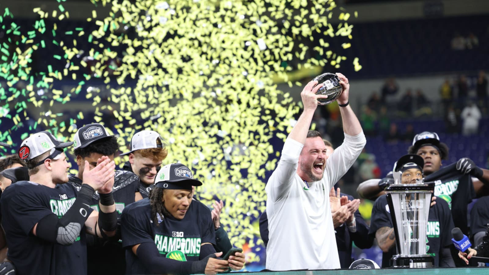 That Team Out West: Oregon Ducks could be slated for next chapter in new heated Big Ten Rivalry in Rose Bowl