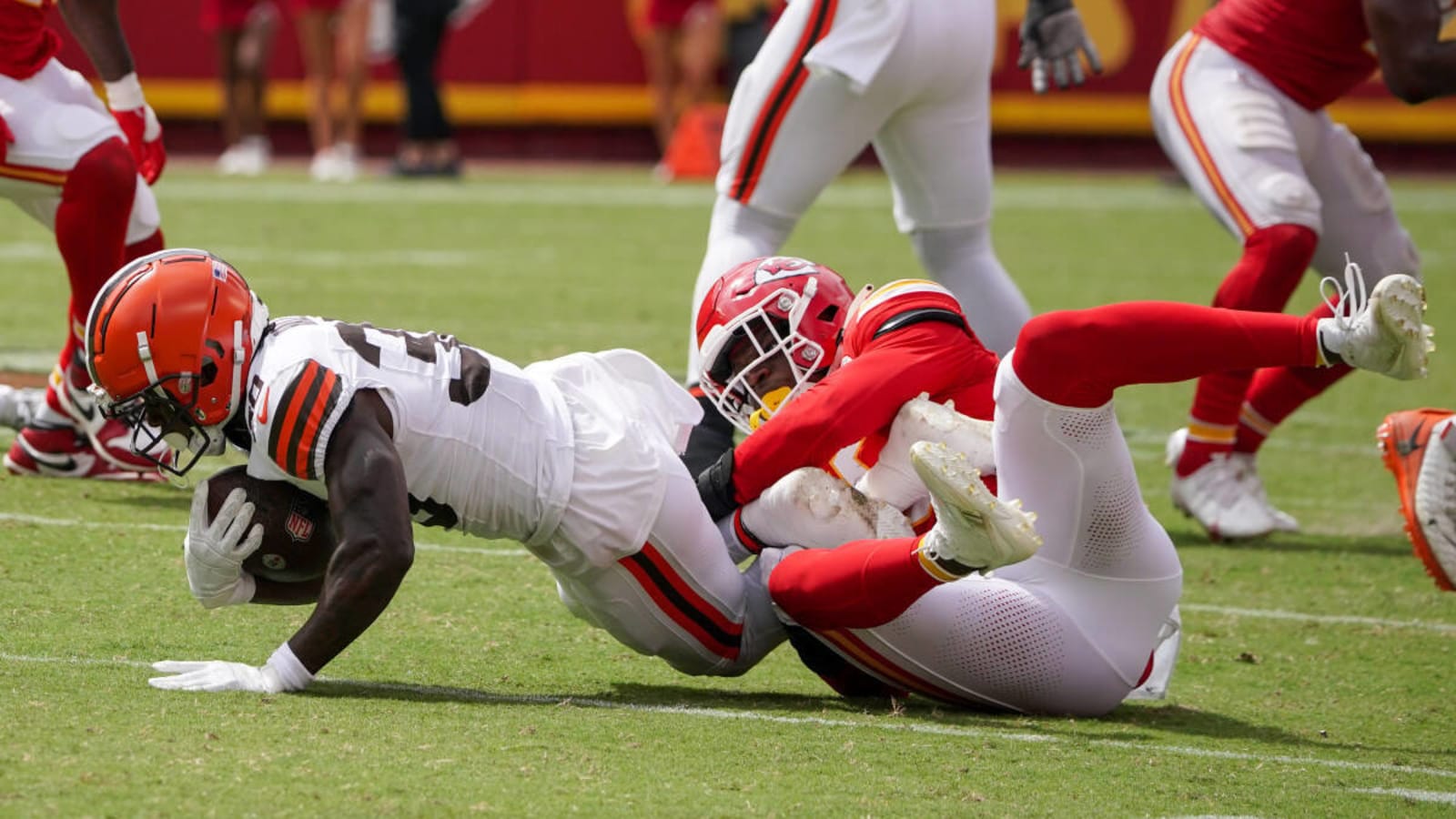 Chiefs&#39; No. 3 running back battle loses another challenger with latest roster move