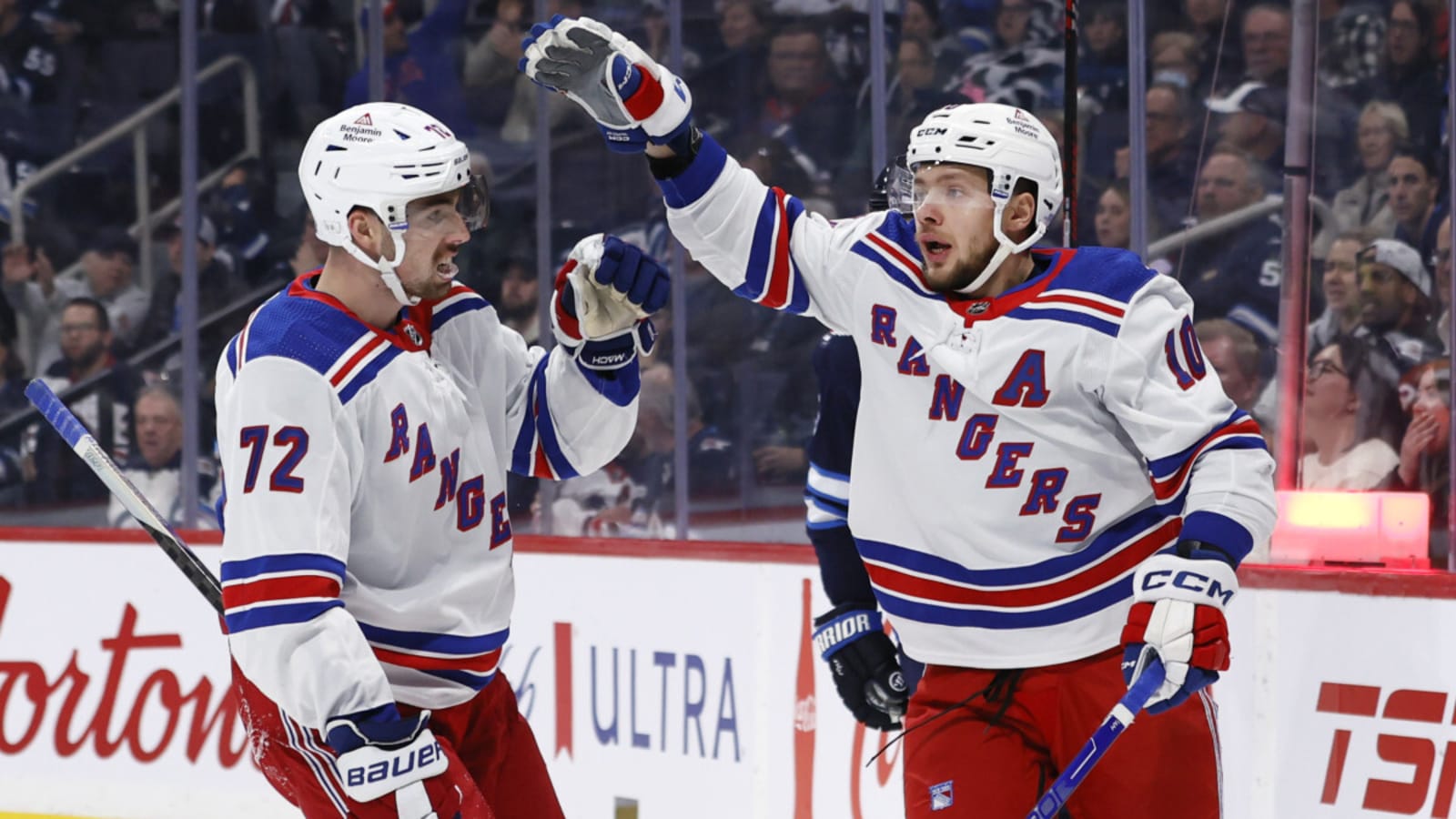 Rangers Get Definitive Update on Filip Chytil&#39;s Feared Concussion