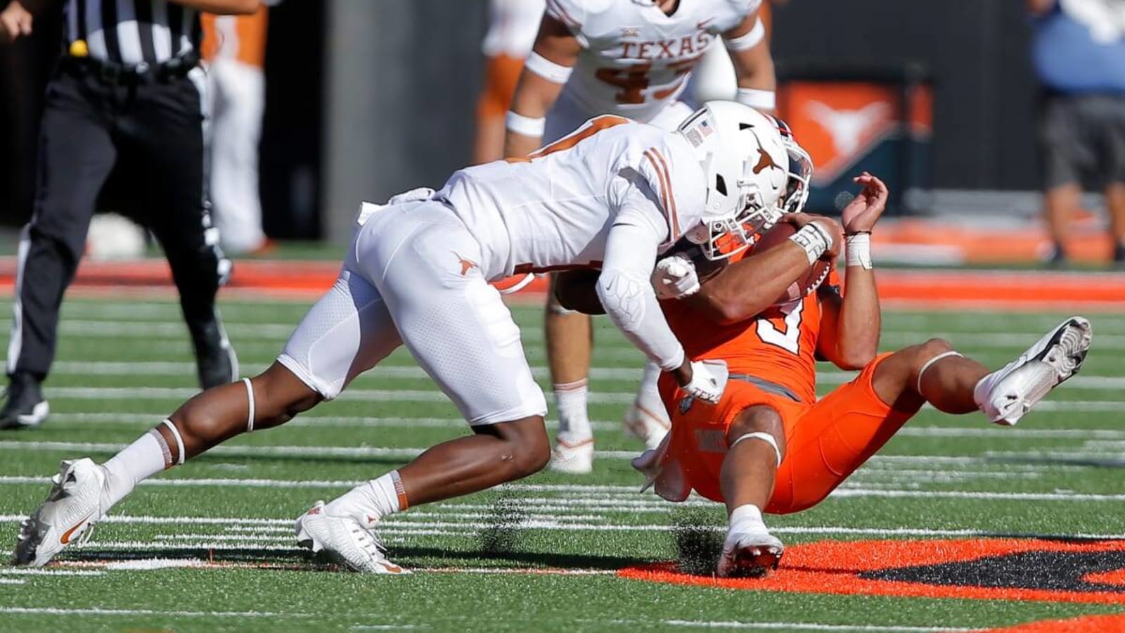 Longhorns Senior DB Anthony Cook Suffers Significant Injury vs. Oklahoma State