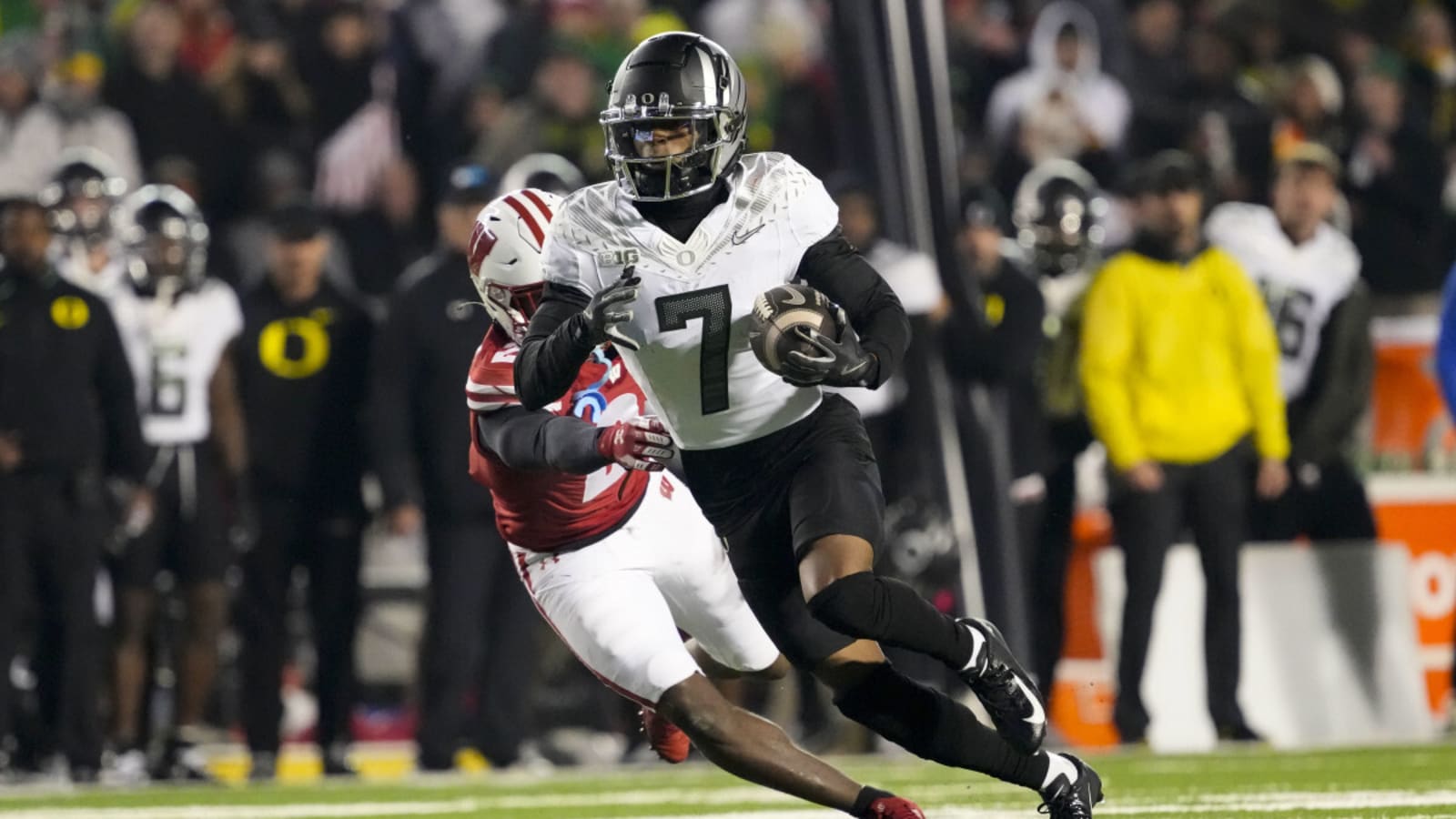 ESPN College Football Analyst Reveals 2025&#39;s Next Breakout Star