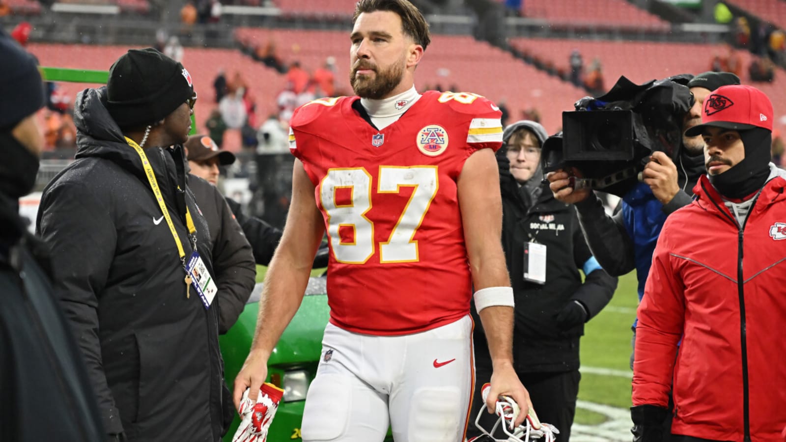 NFL Players Name League&#39;s No. 1 Tight End - It&#39;s Not Travis Kelce