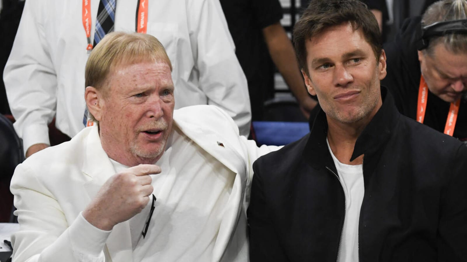 NFL insider gives update on Tom Brady joining ownership group of Las Vegas Raiders