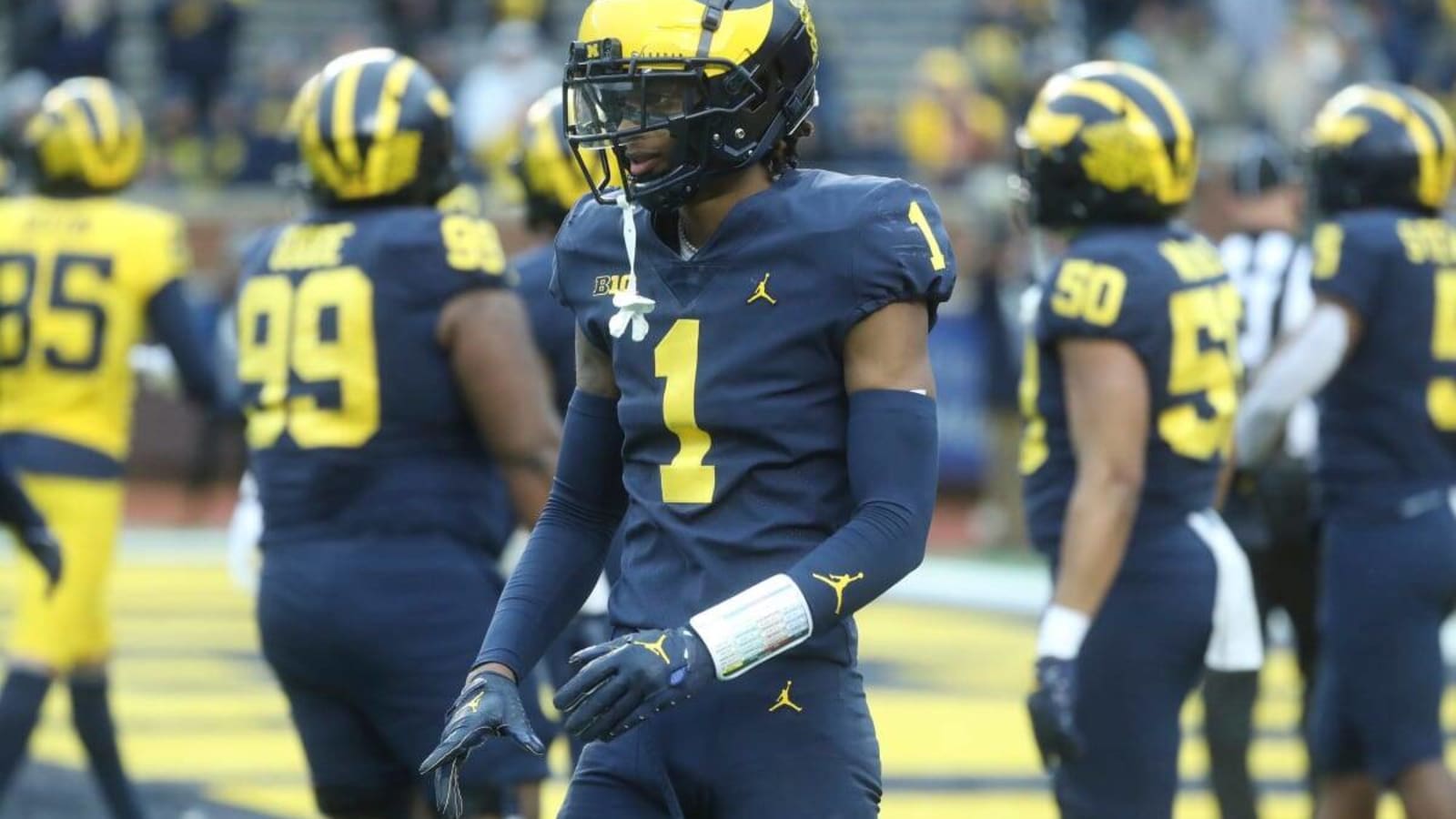 Ole Miss Hosting Michigan Transfer Cornerback Amorion Walker