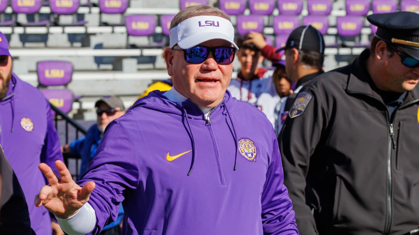 LSU top recruit already turning heads for the Tigers, looks set to fight for massive role heading into 2025 CFB season