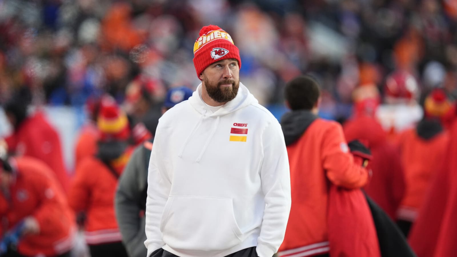 NFL&#39;s Travis Kelce Flex Before AFC Championship Game