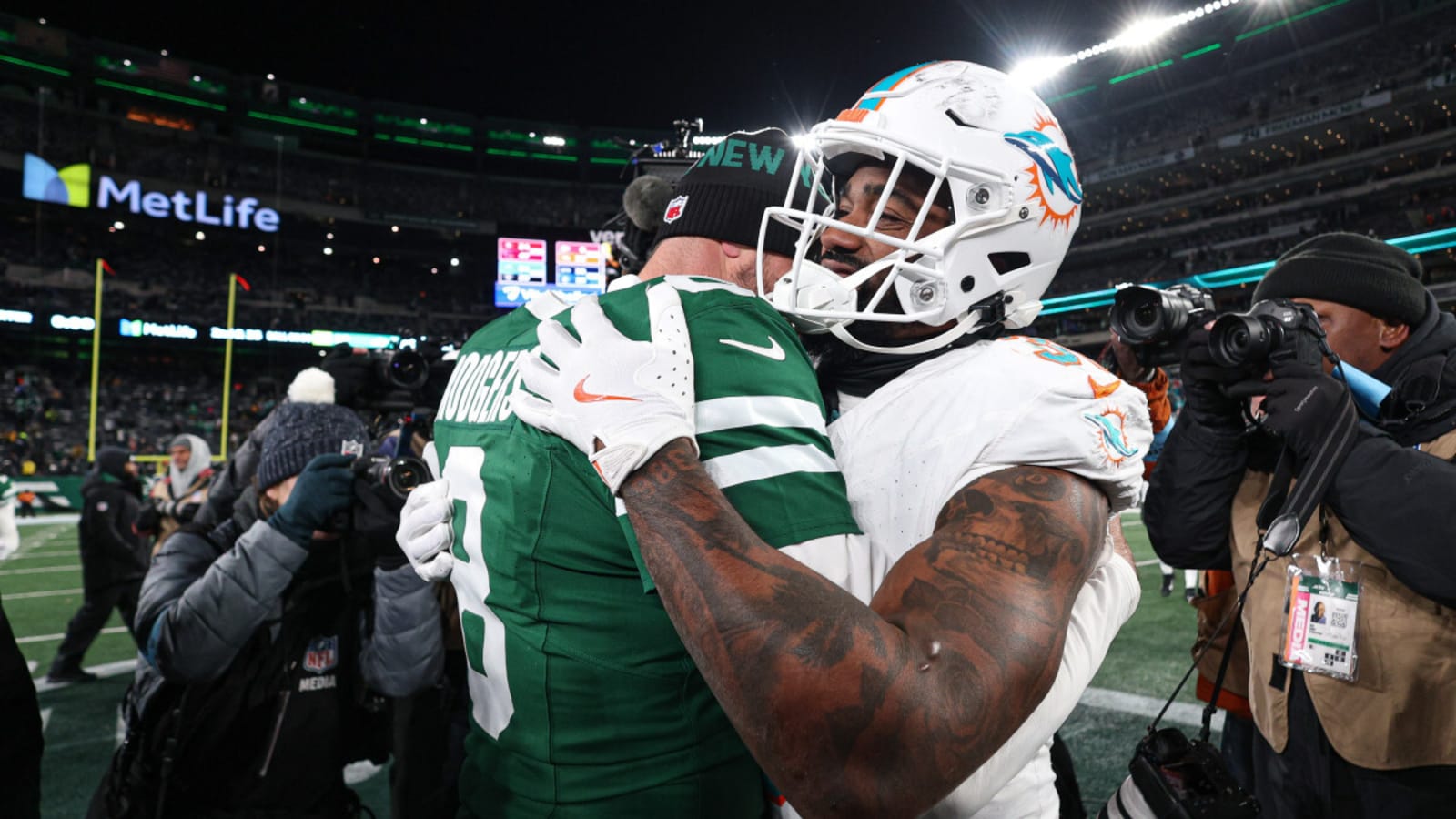Miami Dolphins moving on from veteran Raheem Mostert one year after a record-setting season
