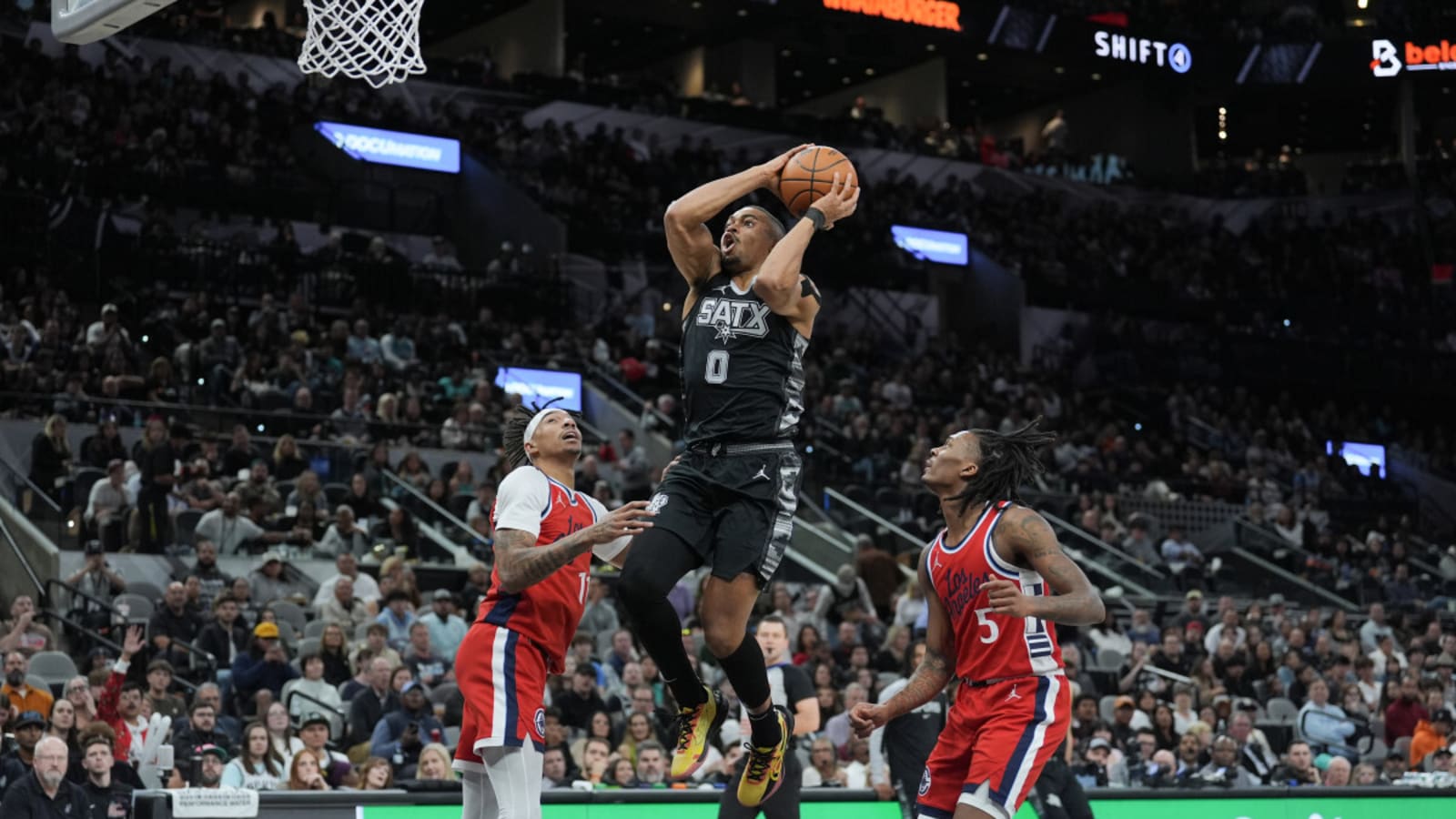 Spurs Should Target Young Guard in Reduced Role Ahead of NBA Trade Deadline