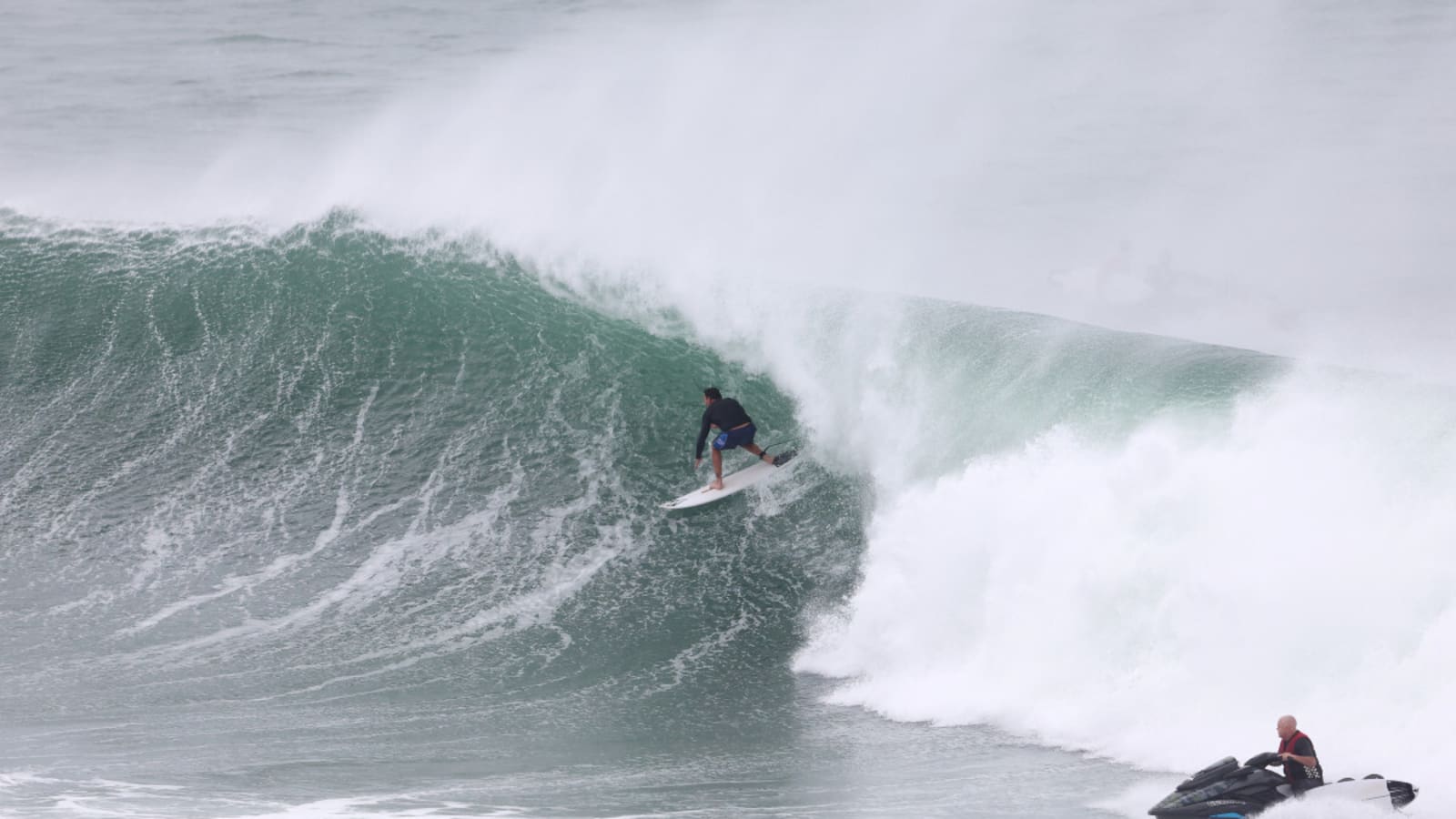 How Cyclone Alfred Turned Kirra Into 10-Foot Sandy Cathedrals