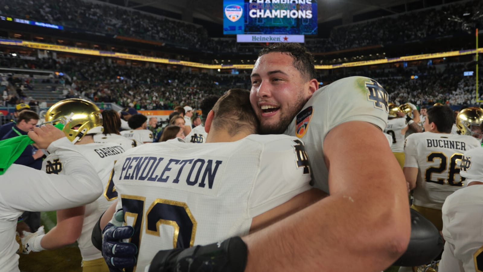 Former Notre Dame starting offensive lineman enters transfer portal following national title loss to the Ohio State Buckeyes