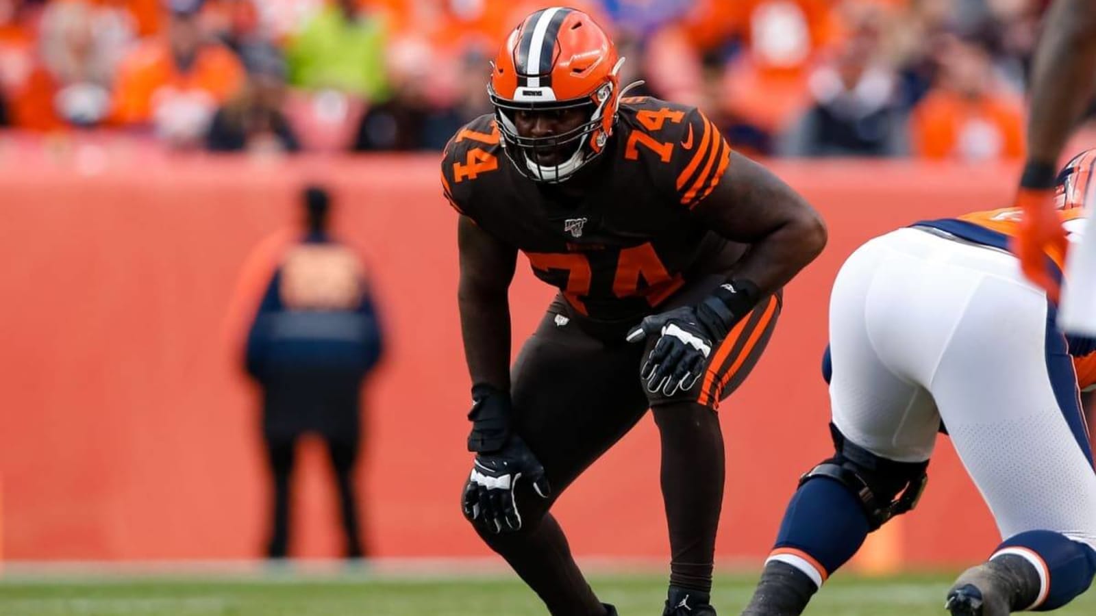 Former Browns OL Chris Hubbard Weighs in on Cleveland’s Playoff Chances in 2023