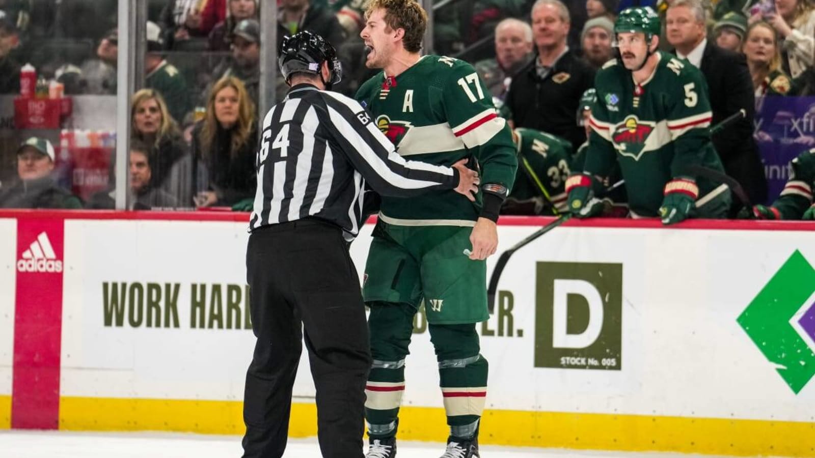 Wild&#39;s Marcus Foligno explains why he erupted on refs