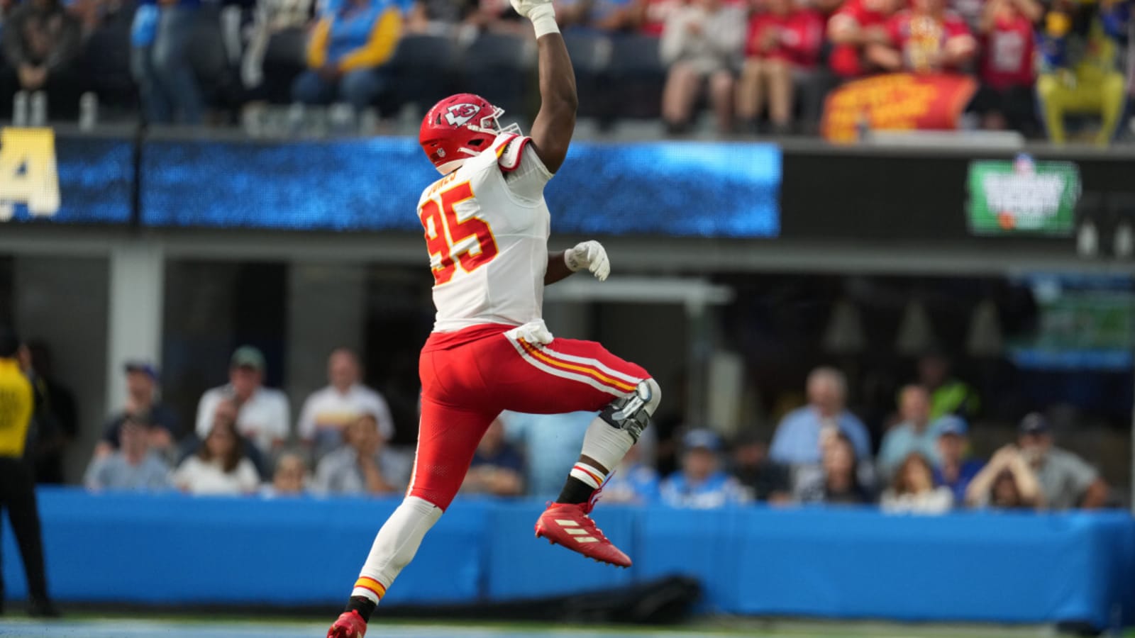 Chiefs Chris Jones Ranked Among NFL&#39;s Best Interior Defensive Lineman