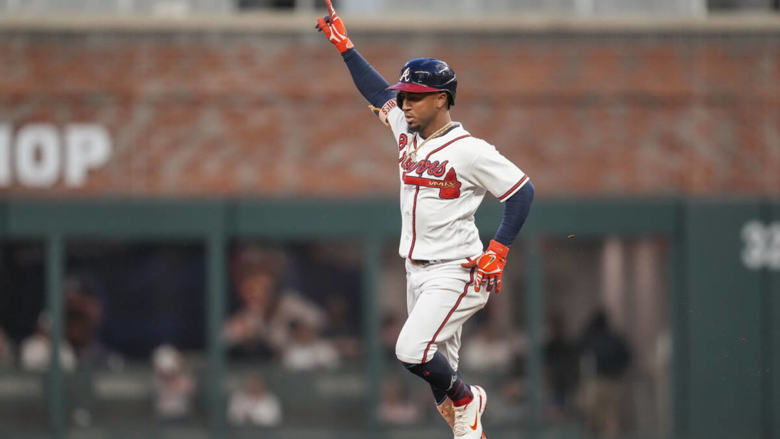 WATCH: Ozzie Albies gets the Braves going with a long homer