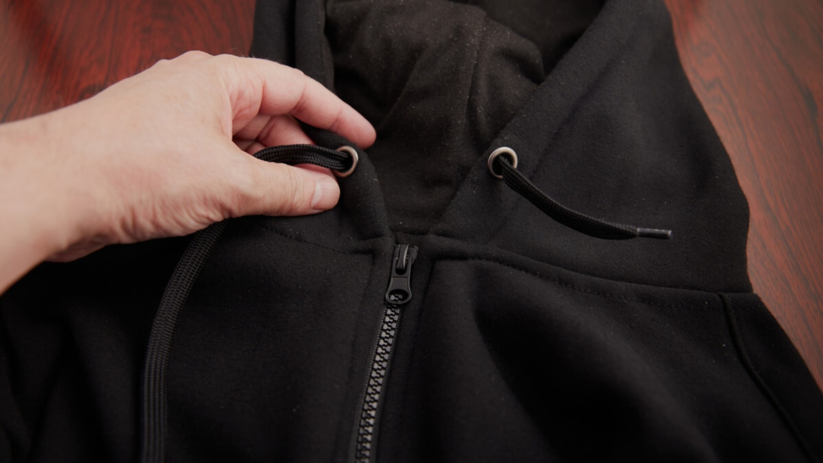 How to Fix a Hoodie String