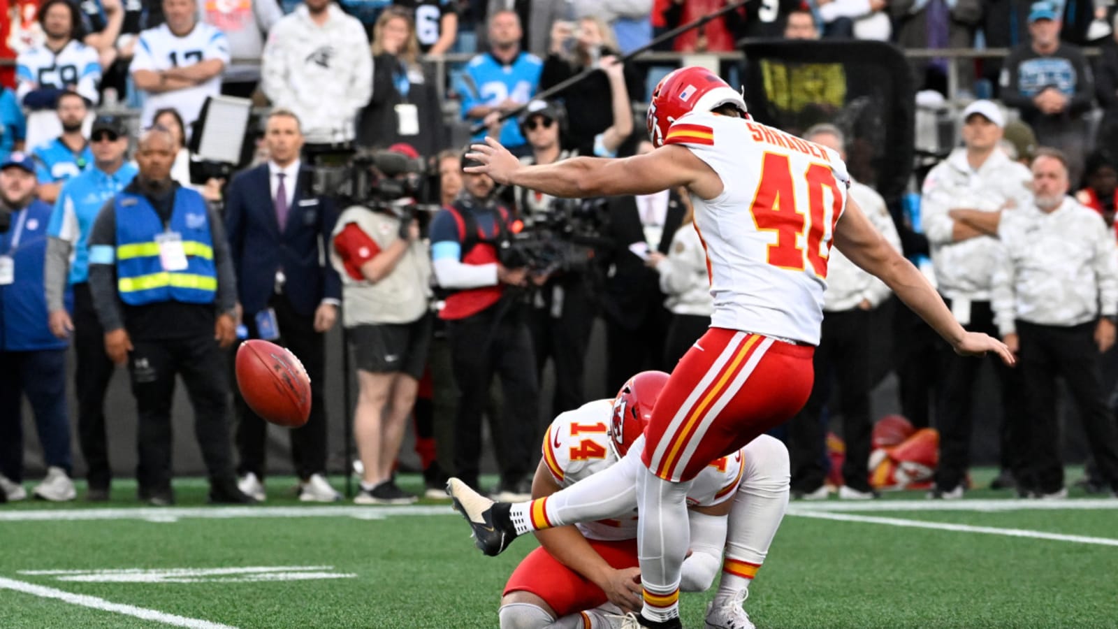 Chiefs Add Surprising Name to Injury Report