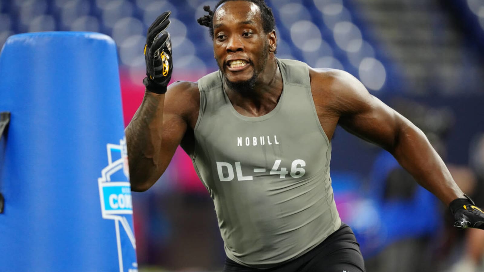 NFL Scouting Combine: Mizzou&#39;s Schrader Speaks, Robinson Works Out