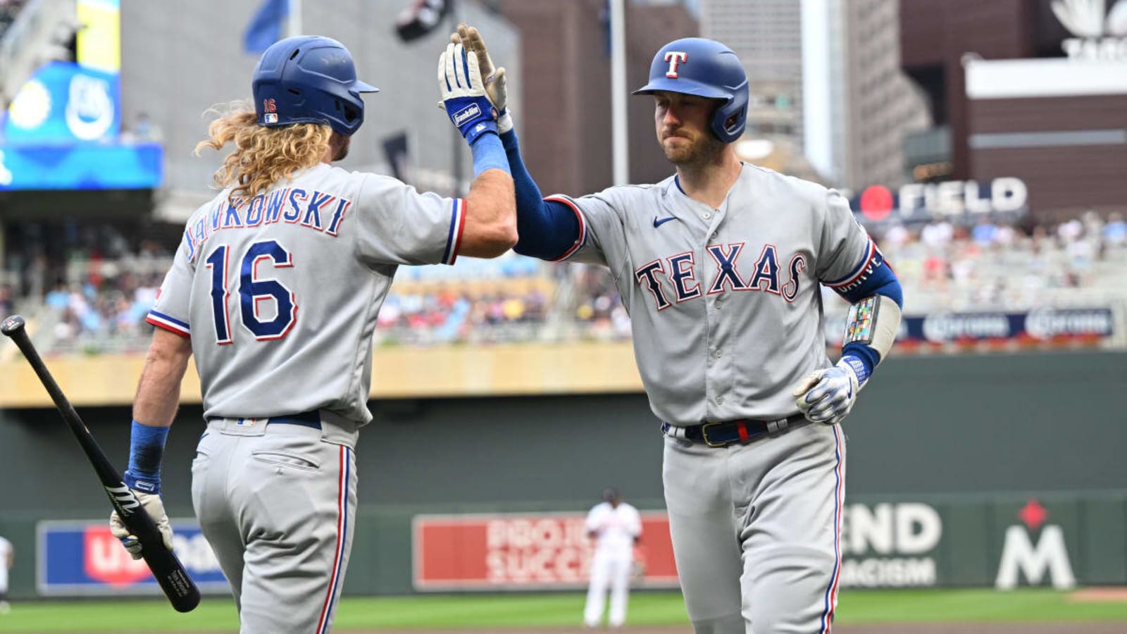 Finally! Texas Rangers Take Twins Gifts In 9th, Snap 8-Game Losing Streak