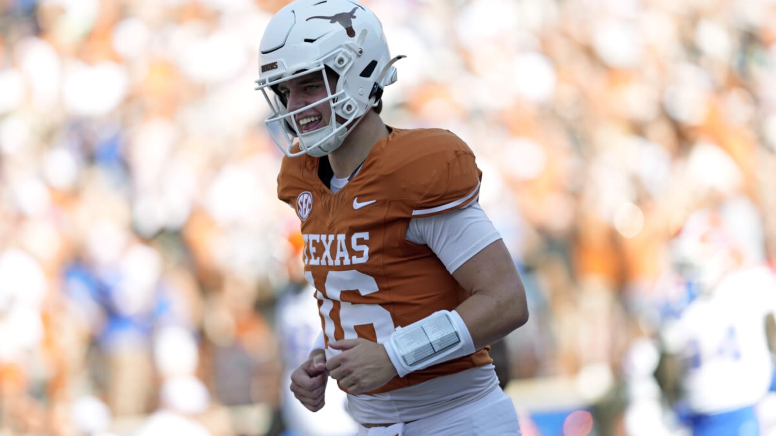 NFL Draft Will Have to Wait for Texas QB Arch Manning as Mocks Predict Bright Future