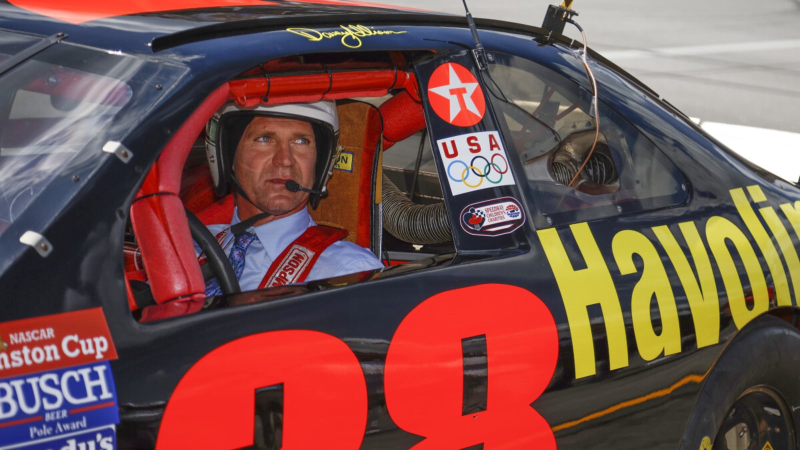 NASCAR Announcer Caught Napping During Daytona 500 Delay