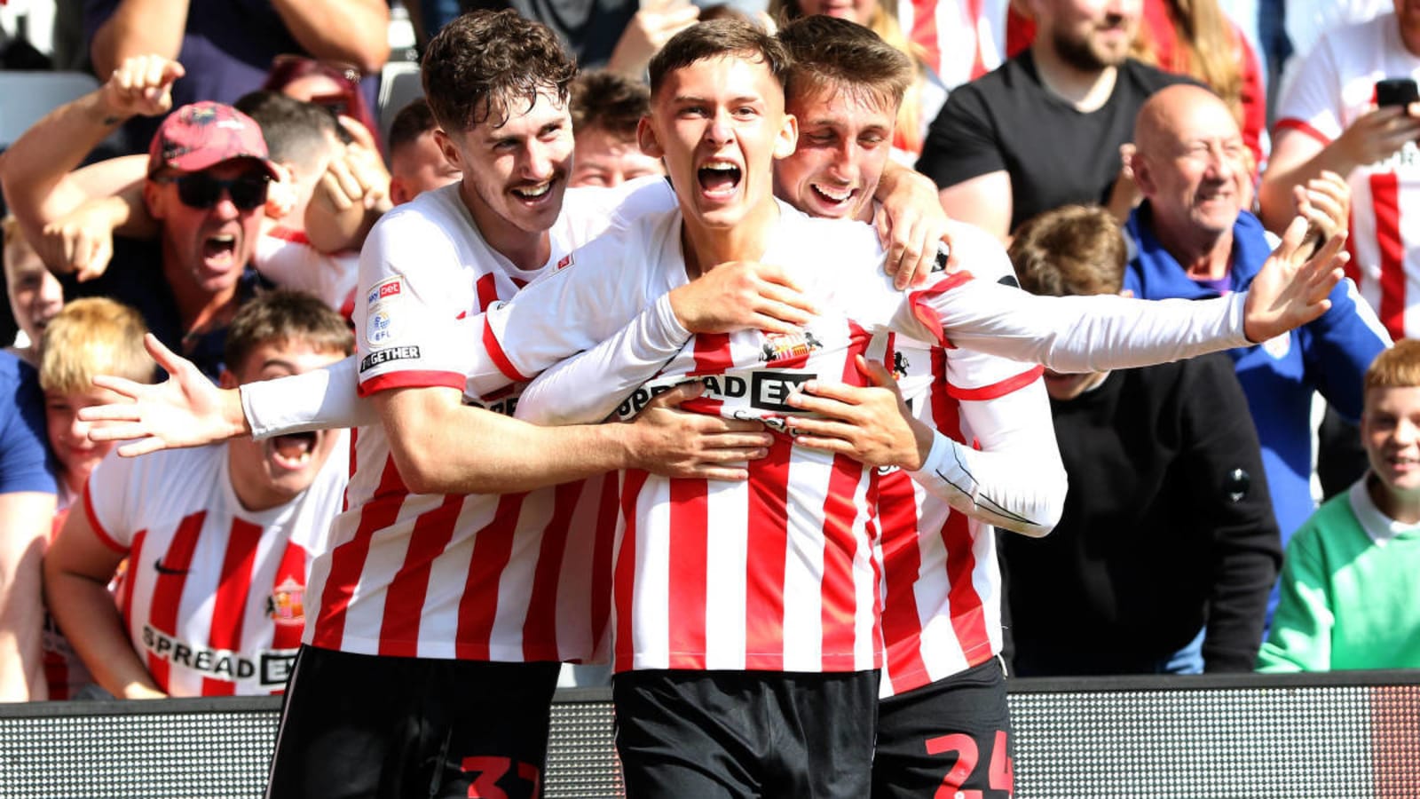 &#39;Important&#39; player Chris Rigg &#39;very close&#39; to Sunderland start, says Mike Dodds