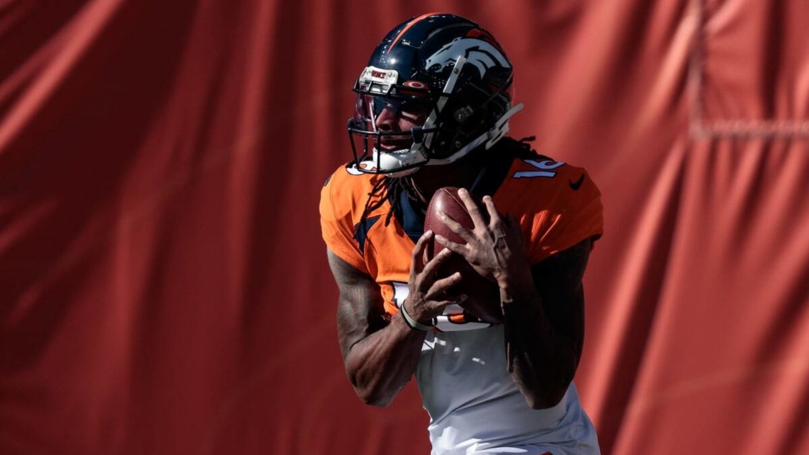 Broncos Re-Sign WR Tyrie Cleveland to Practice Squad