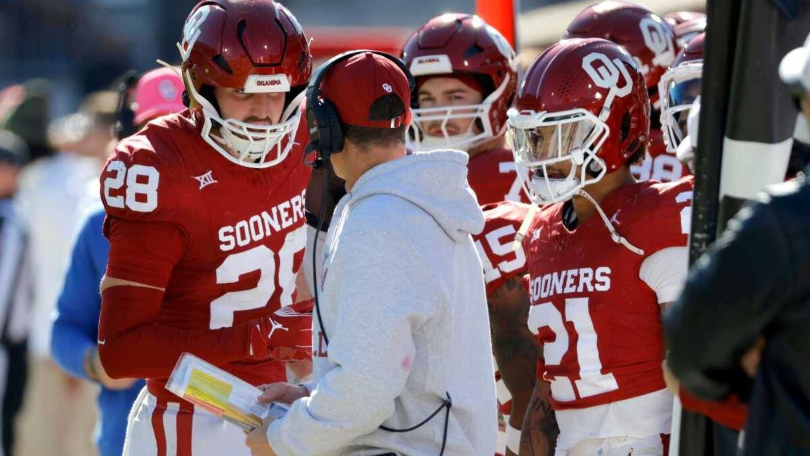  Oklahoma LB Danny Stutsman to Return for 2024 Season