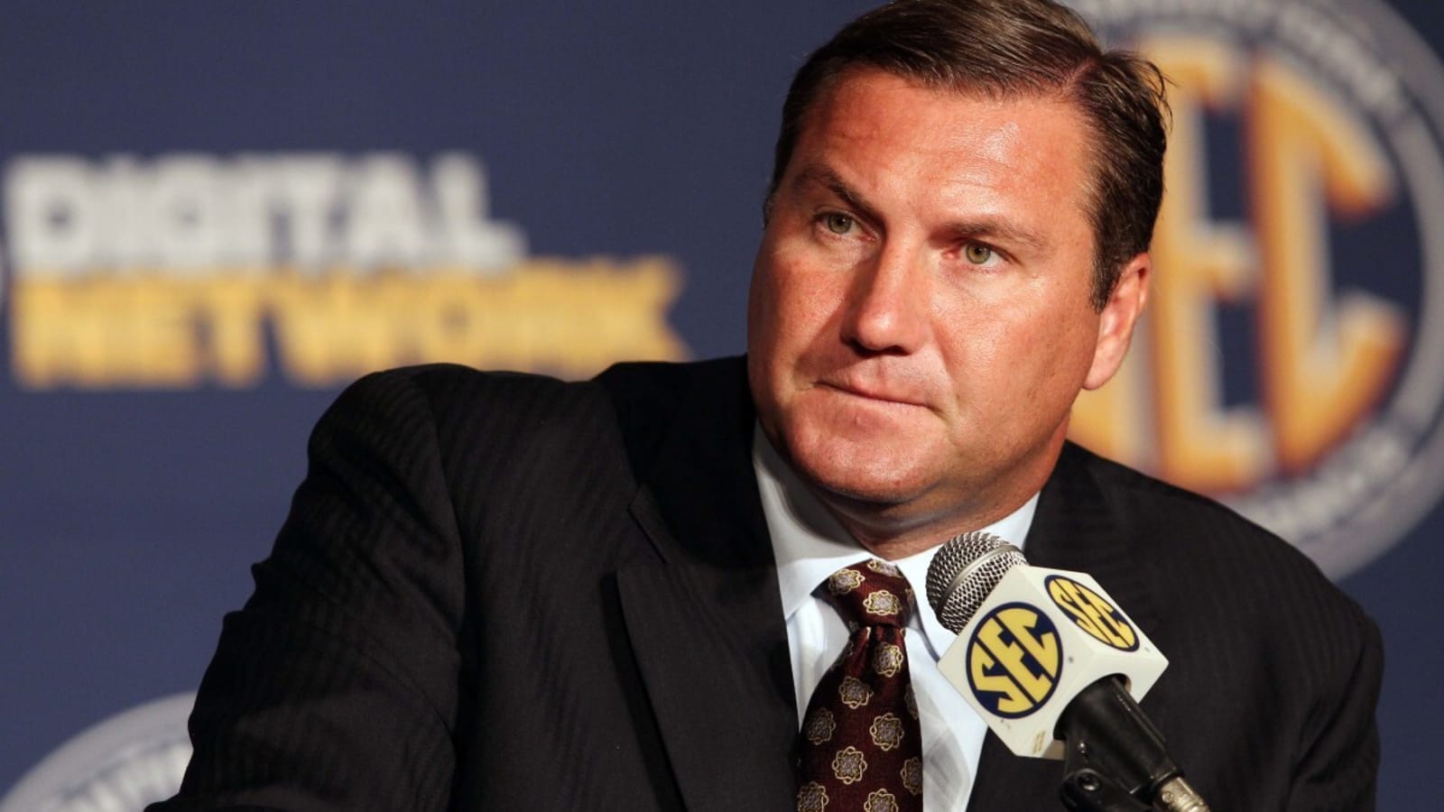 Dan Mullen to Reportedly Hire Former SEC Head Coach as Defensive Coordinator