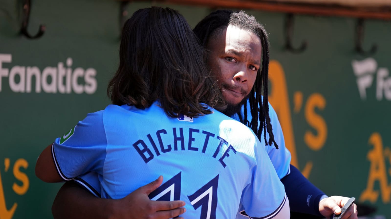 Blue Jays Push For Division While Missing Both Bichette And Guerrero&#39;s Bats