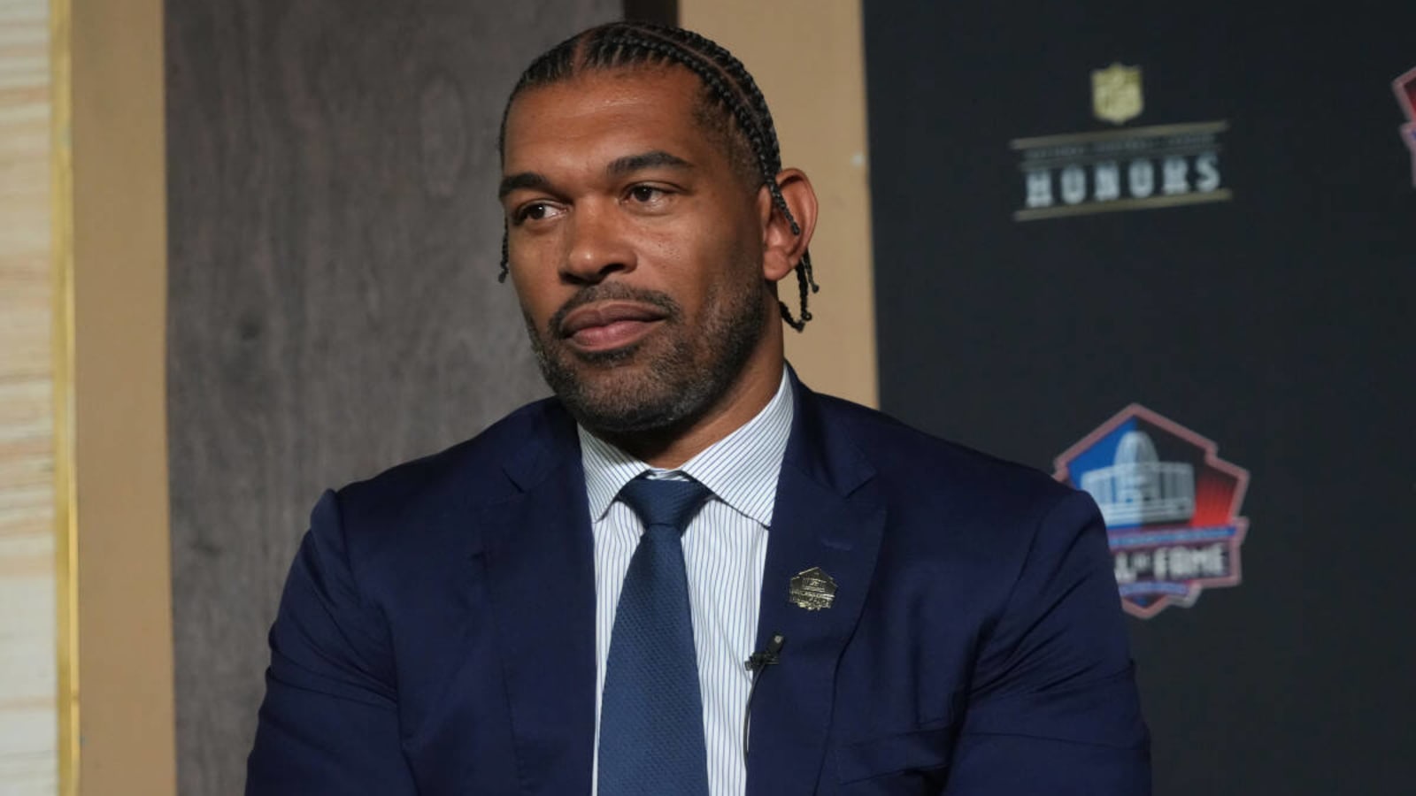 Julius Peppers, a Panthers franchise legend, got everything he deserved at NFL Honors