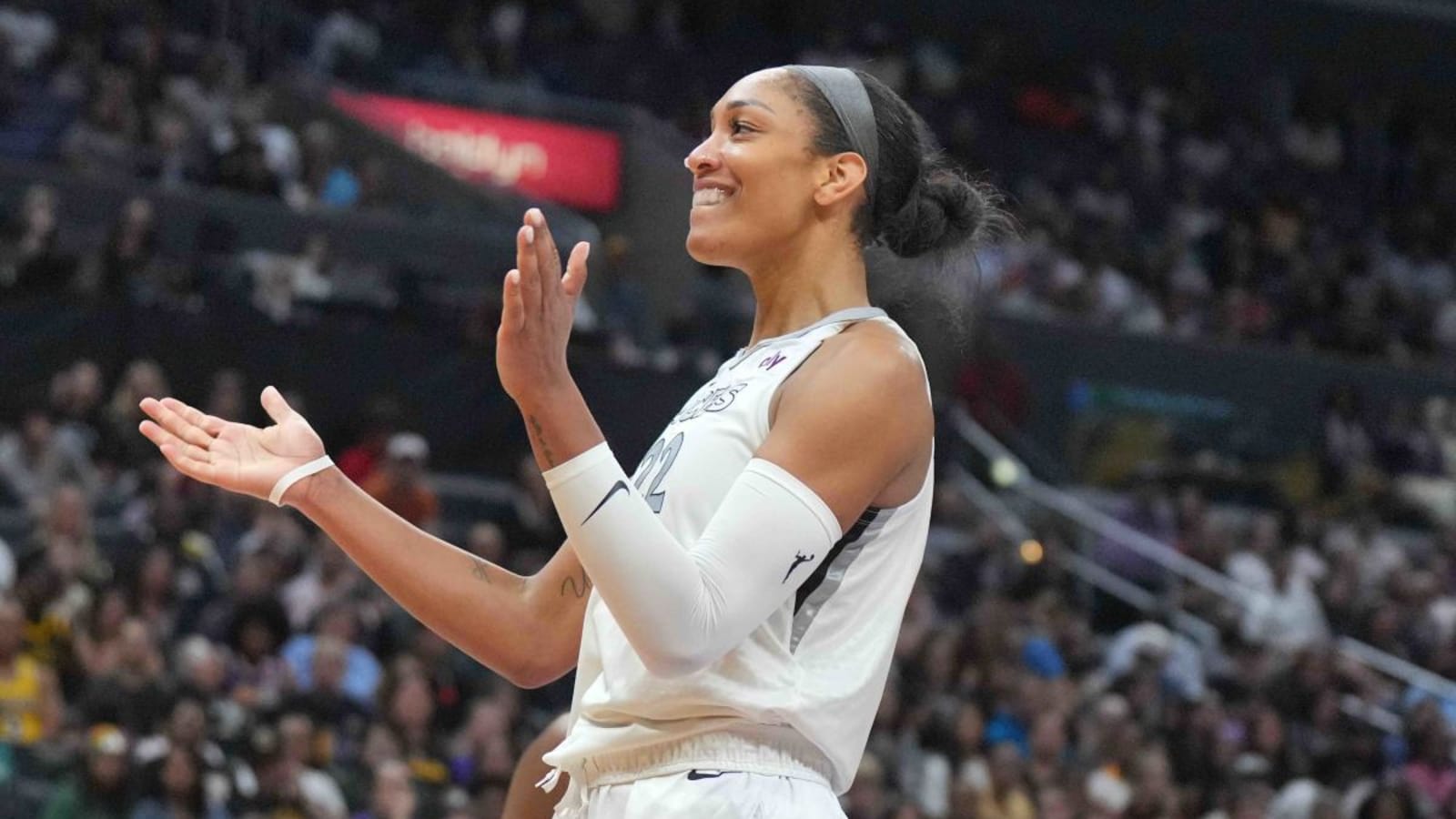 A&#39;ja Wilson Sends Two-Word Message to LeBron James&#39; Daughter on Tuesday
