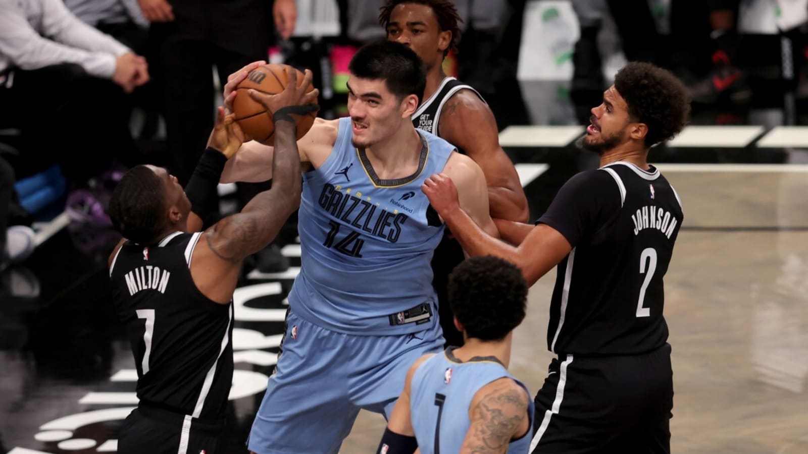 New Lakers Make Impact Despite Loss to Cavs