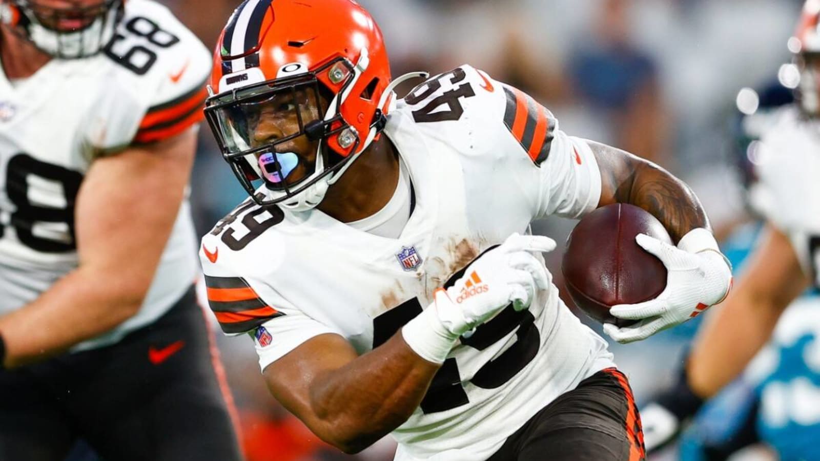 Browns Reunite With Former Running Back, Via Practice Squad Addition