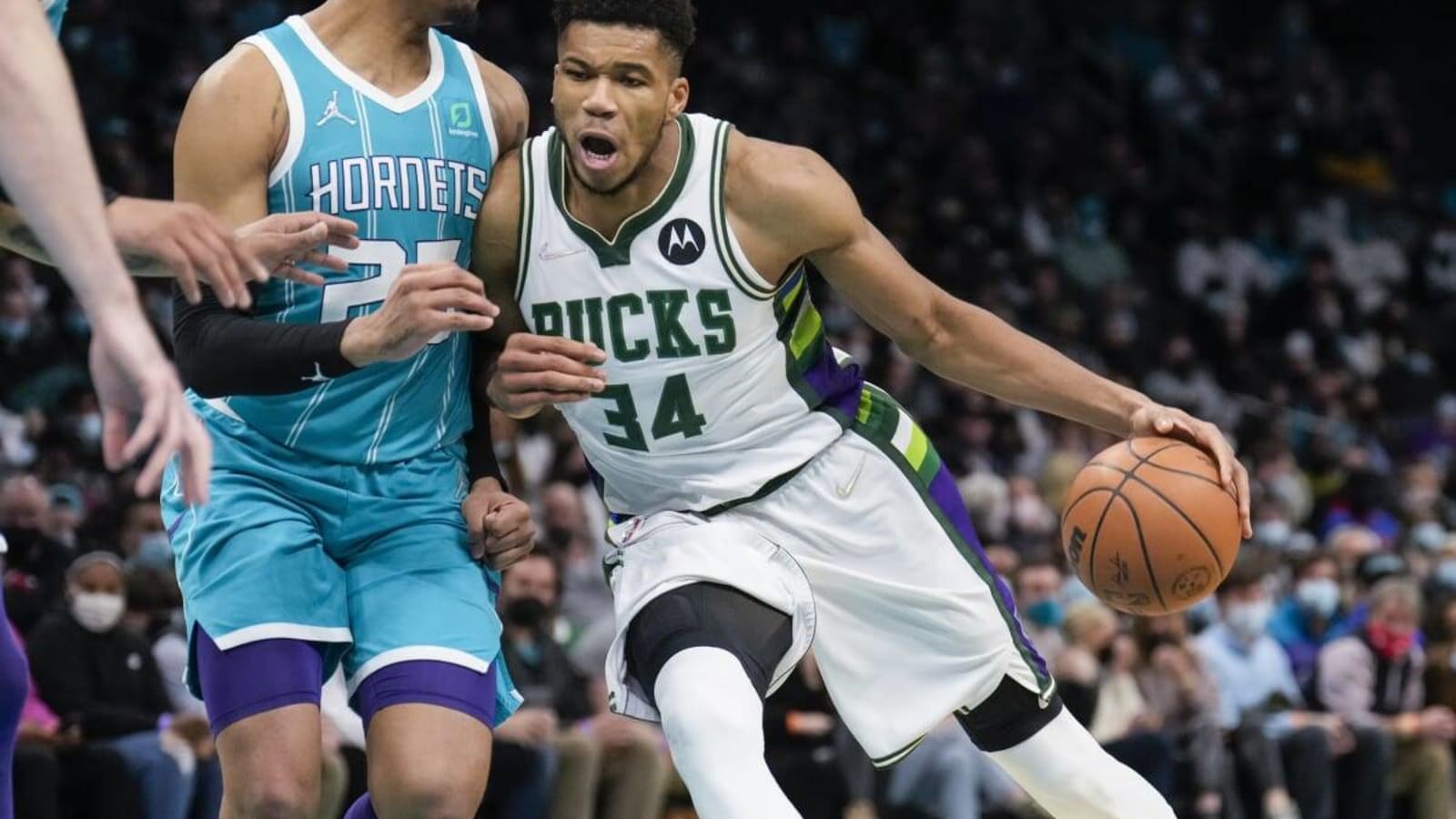 Bucks to Sit Multiple Starters vs Yardbarker