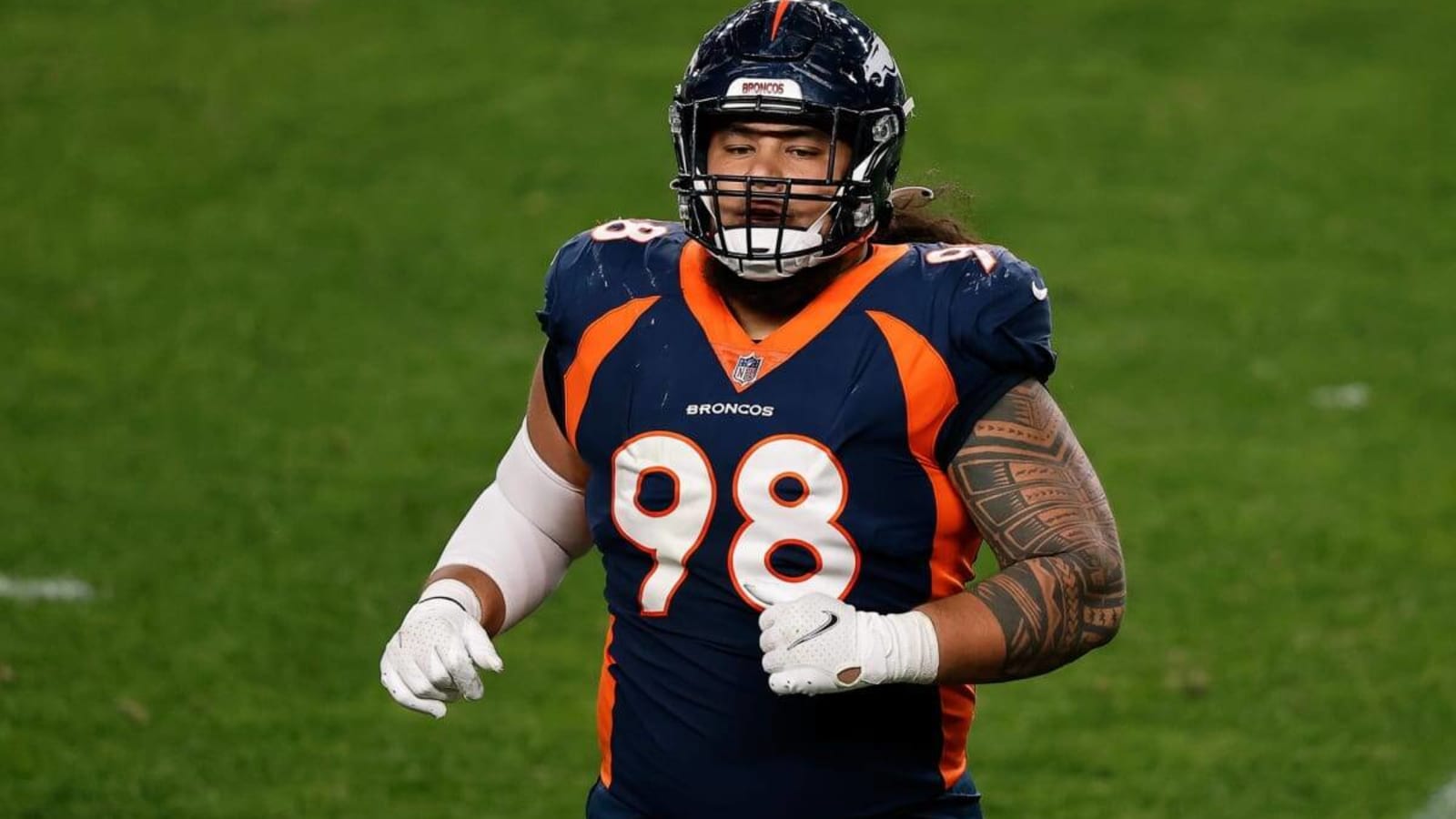 Broncos Re-Sign DL Mike Purcell, TE Eric Tomlinson to 53-Man Roster