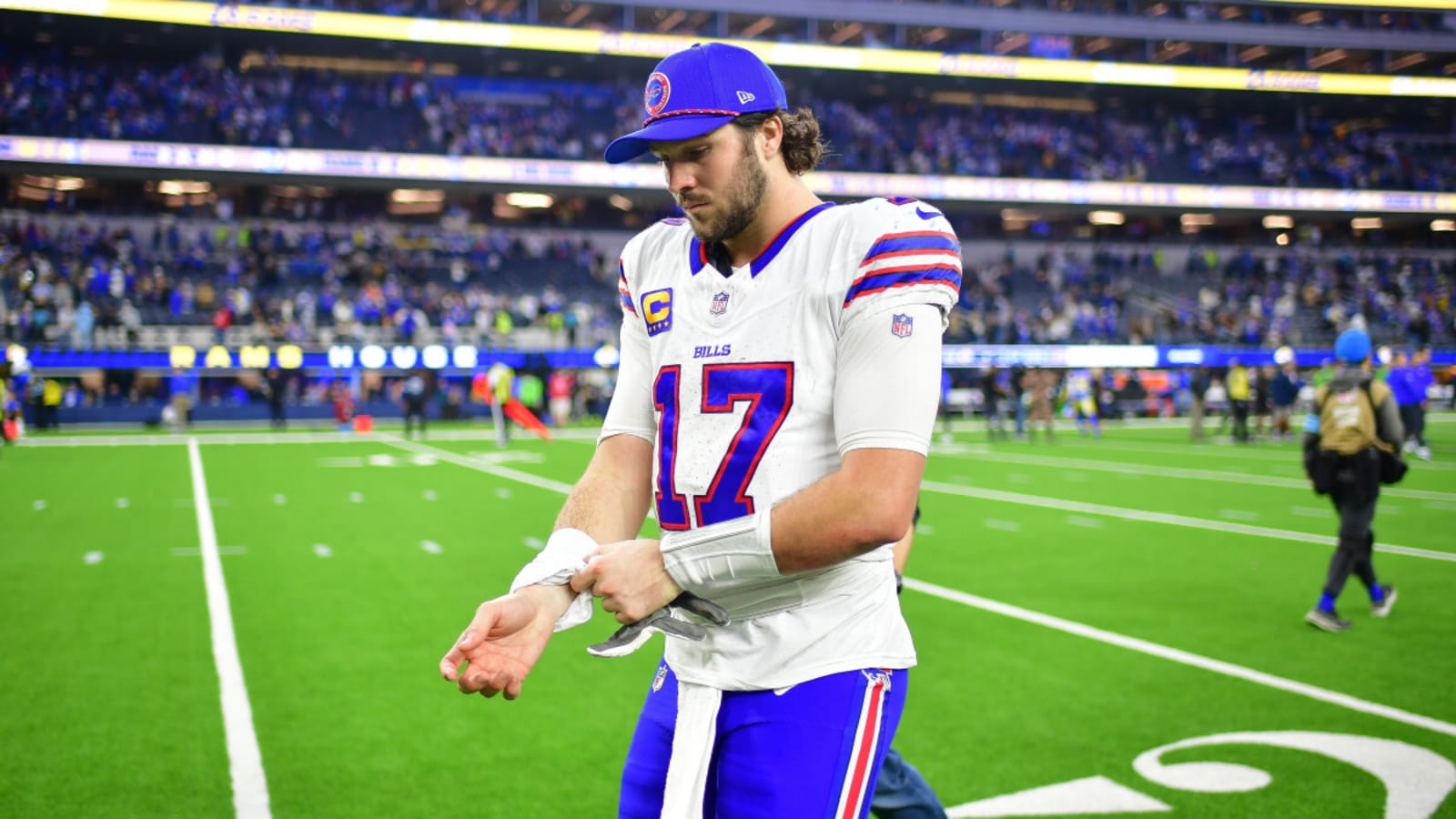 Bills&#39; Josh Allen Scouts &#39;Top-Dog&#39; Lions