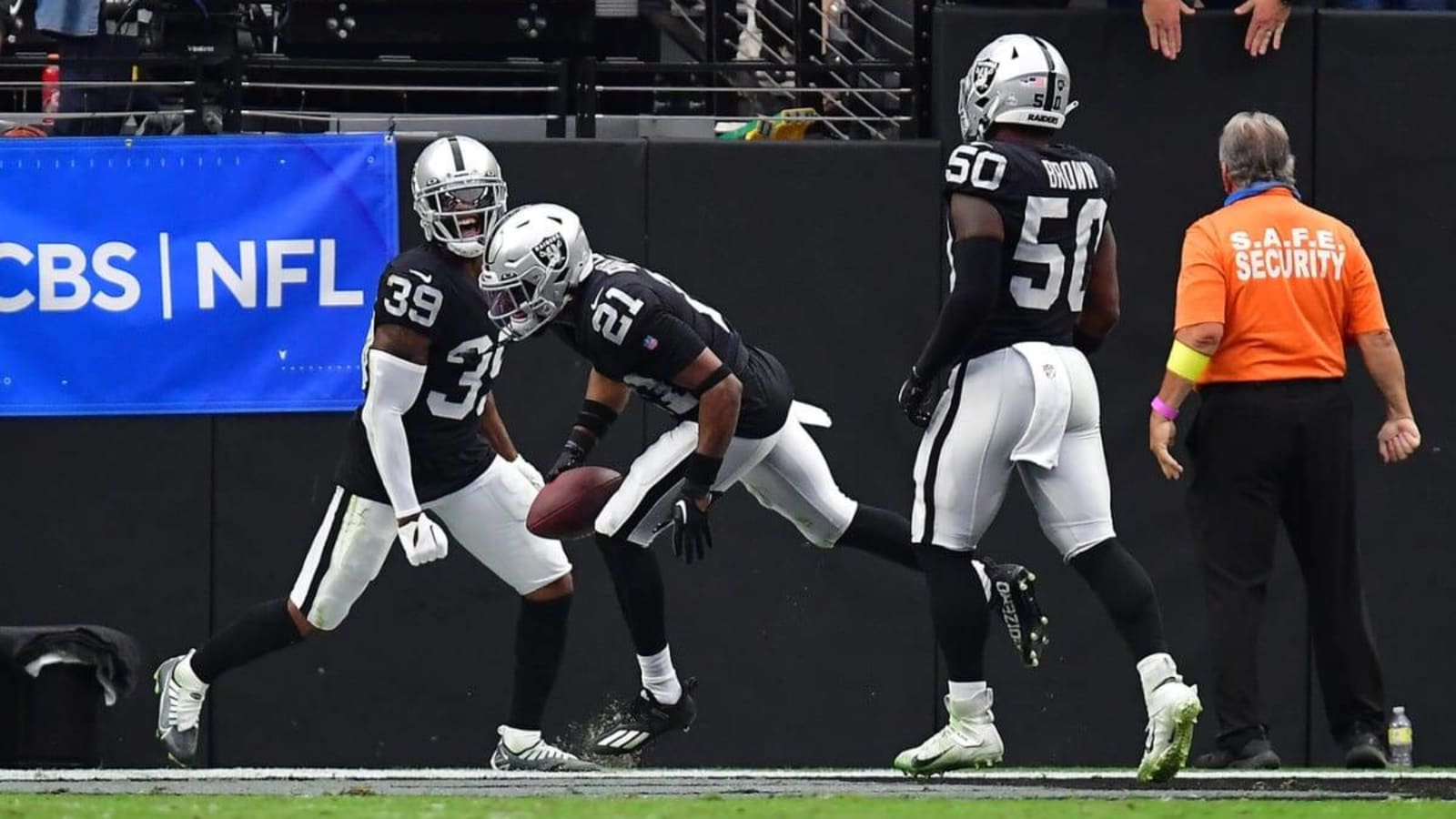 Las Vegas Raiders Score A Surprising Defensive TD Yardbarker