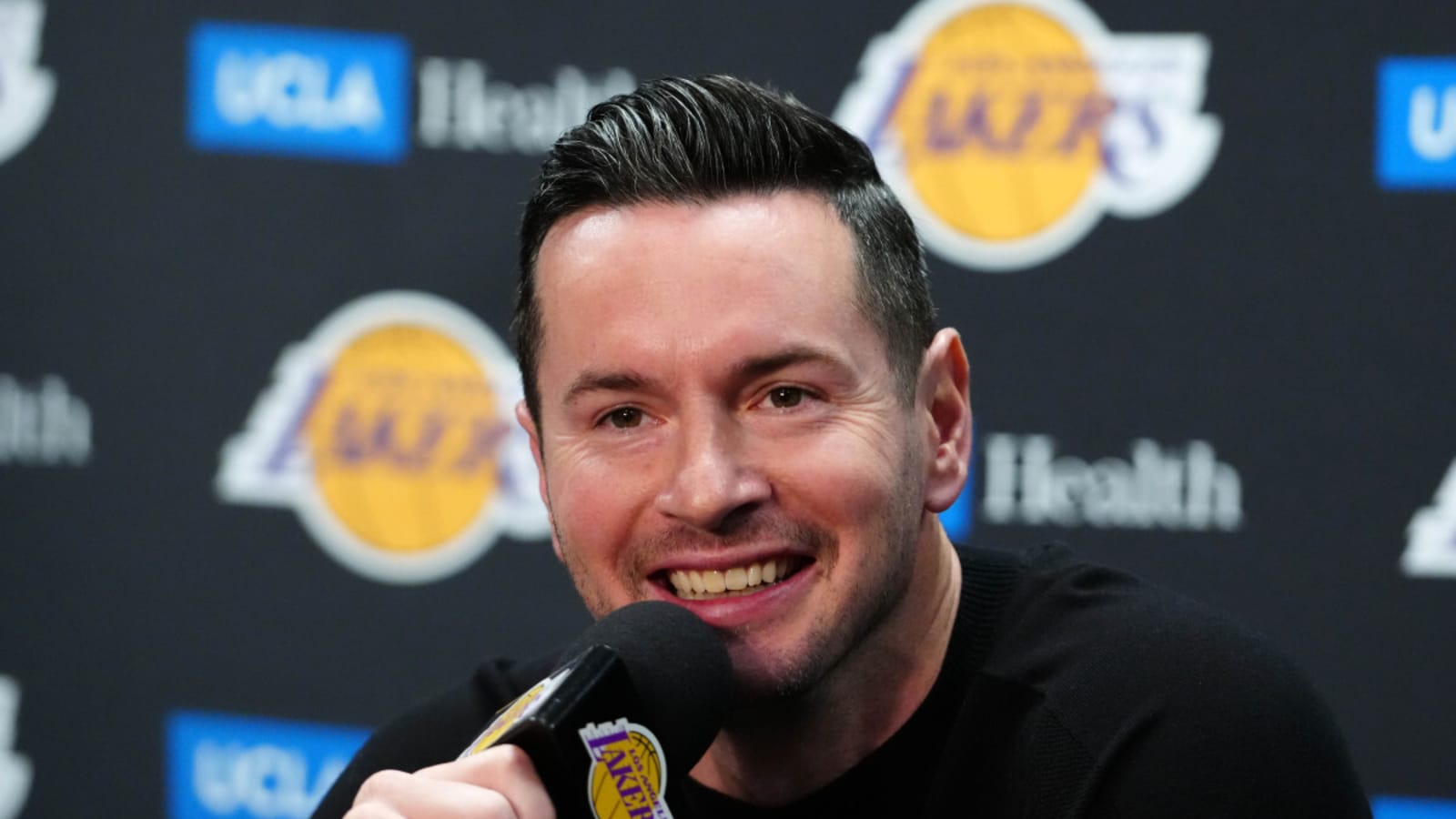 Lakers Sign NCAA’s Leading Scorer in Surprise Post-Draft Move