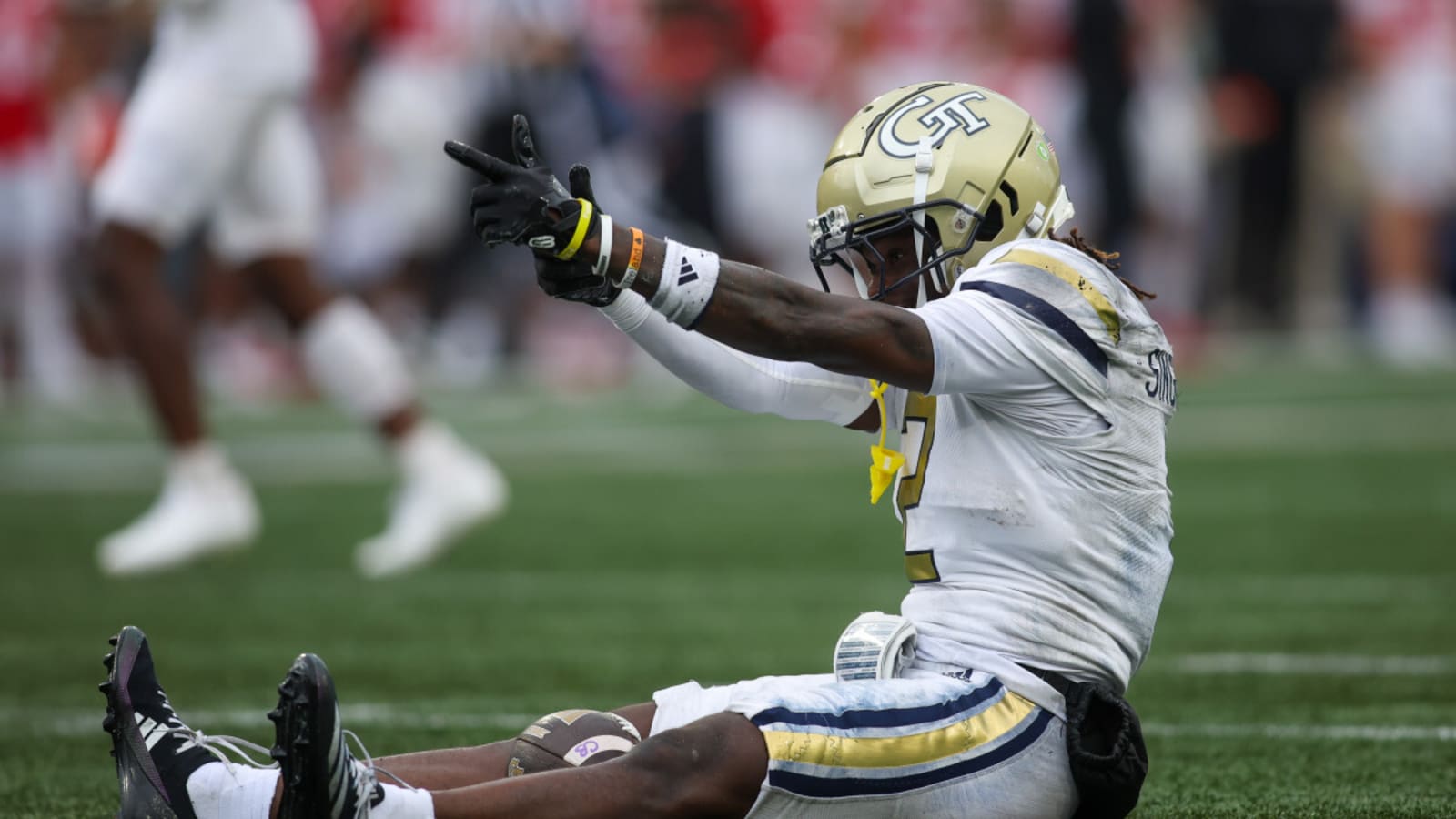 College Football Analyst Names No. 1 WR Transfer as Someone Who is a Confidence Builder