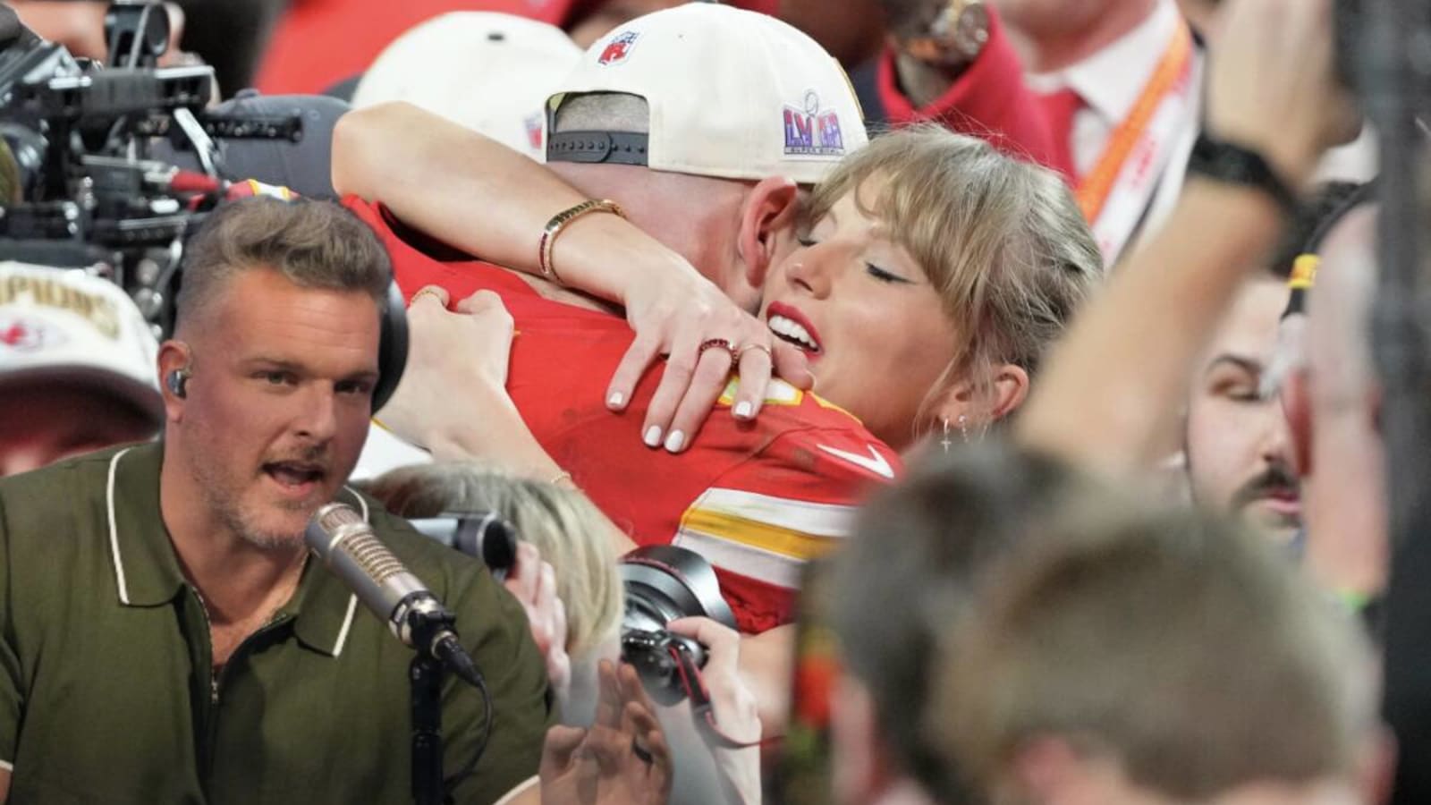 Pat McAfee sends sweet message to Travis Kelce after Taylor Swift&#39;s &#39;The Tortured Poets Department&#39; release