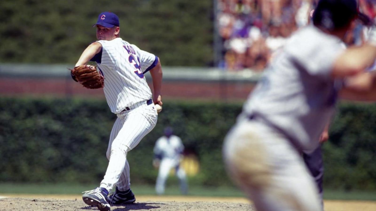 On This Day in Cubs History: Kerry Wood Wins Rookie of the Year