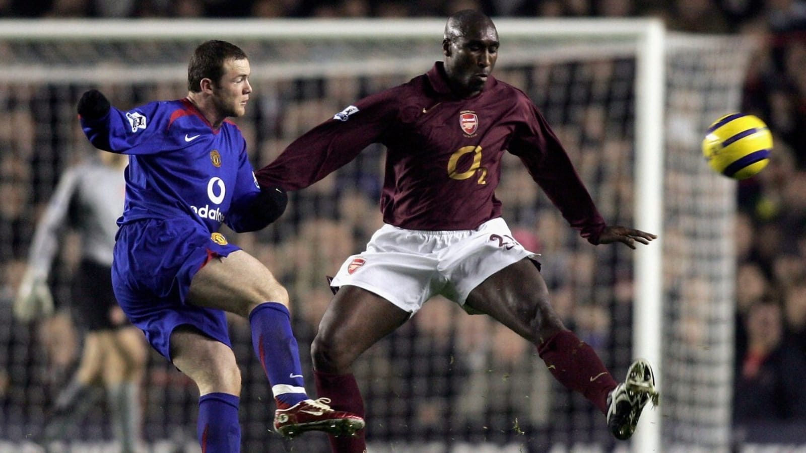 Arsenal legend reveals Gary Neville called him about joining Manchester United