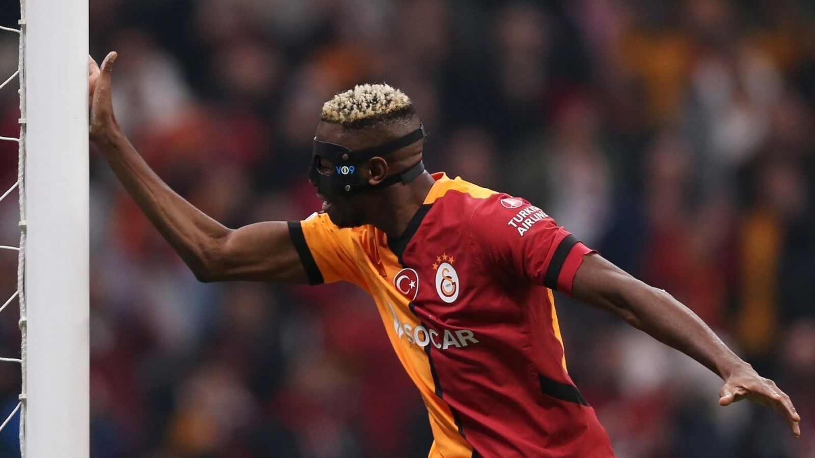 Osimhen makes Premier League transfer decision, striker ‘supports’ London club