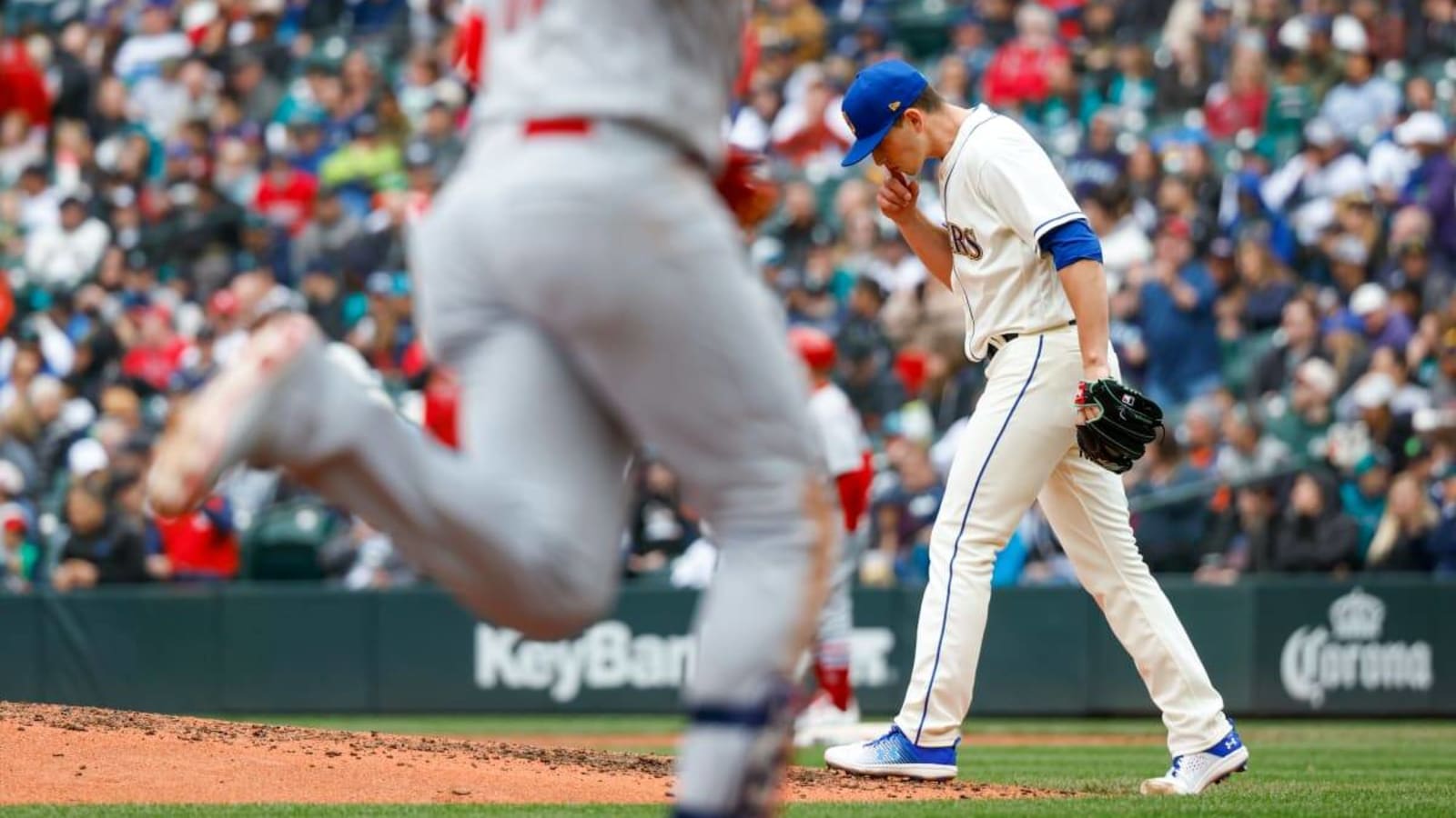 Colorado Rockies Sign Former Mariners, Mets RHP Chris Flexen to Minor League Deal