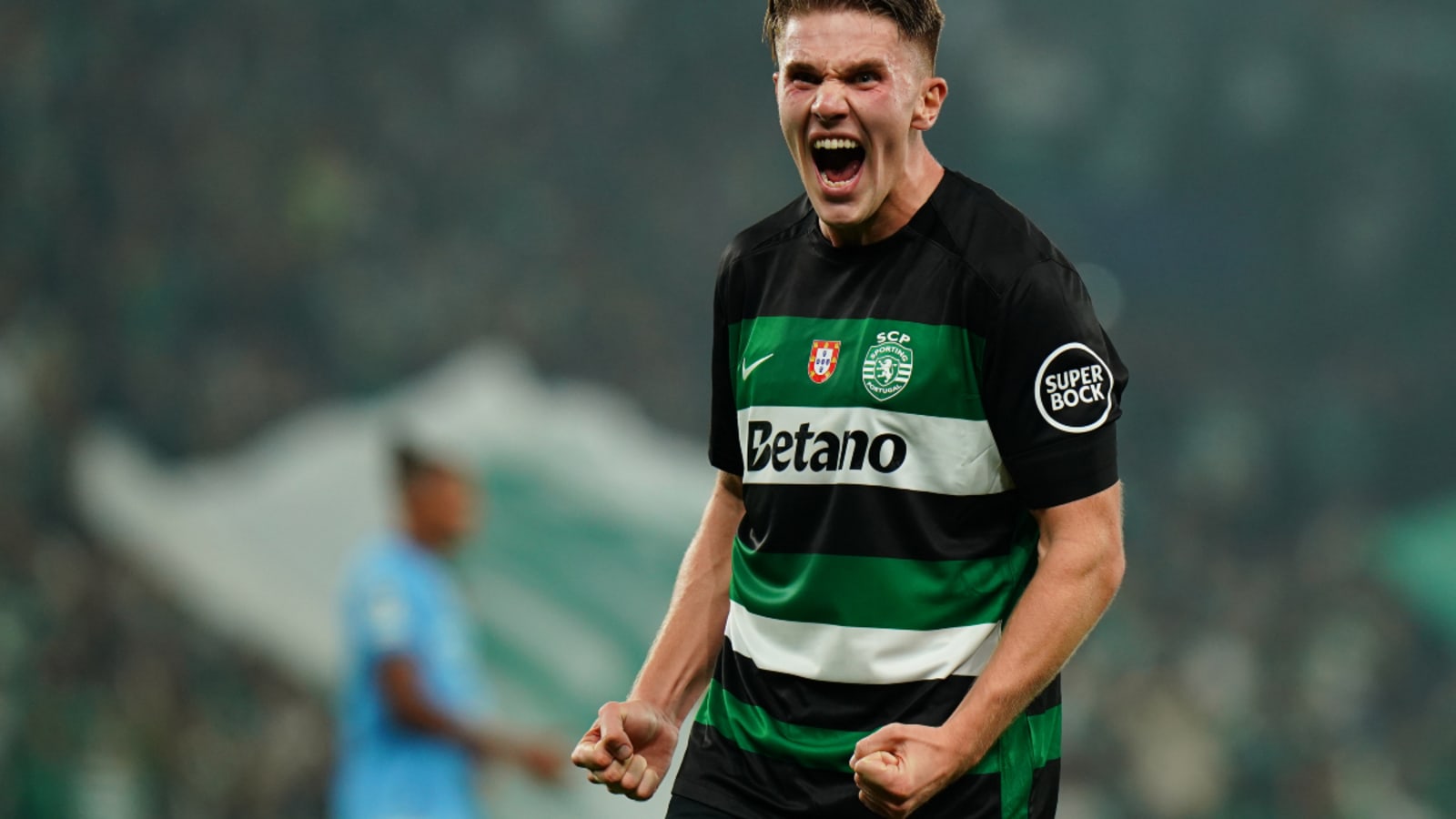 Romano: Man Utd firmly ‘in the race’ for ‘hottest striker in Europe’ as fresh contacts made